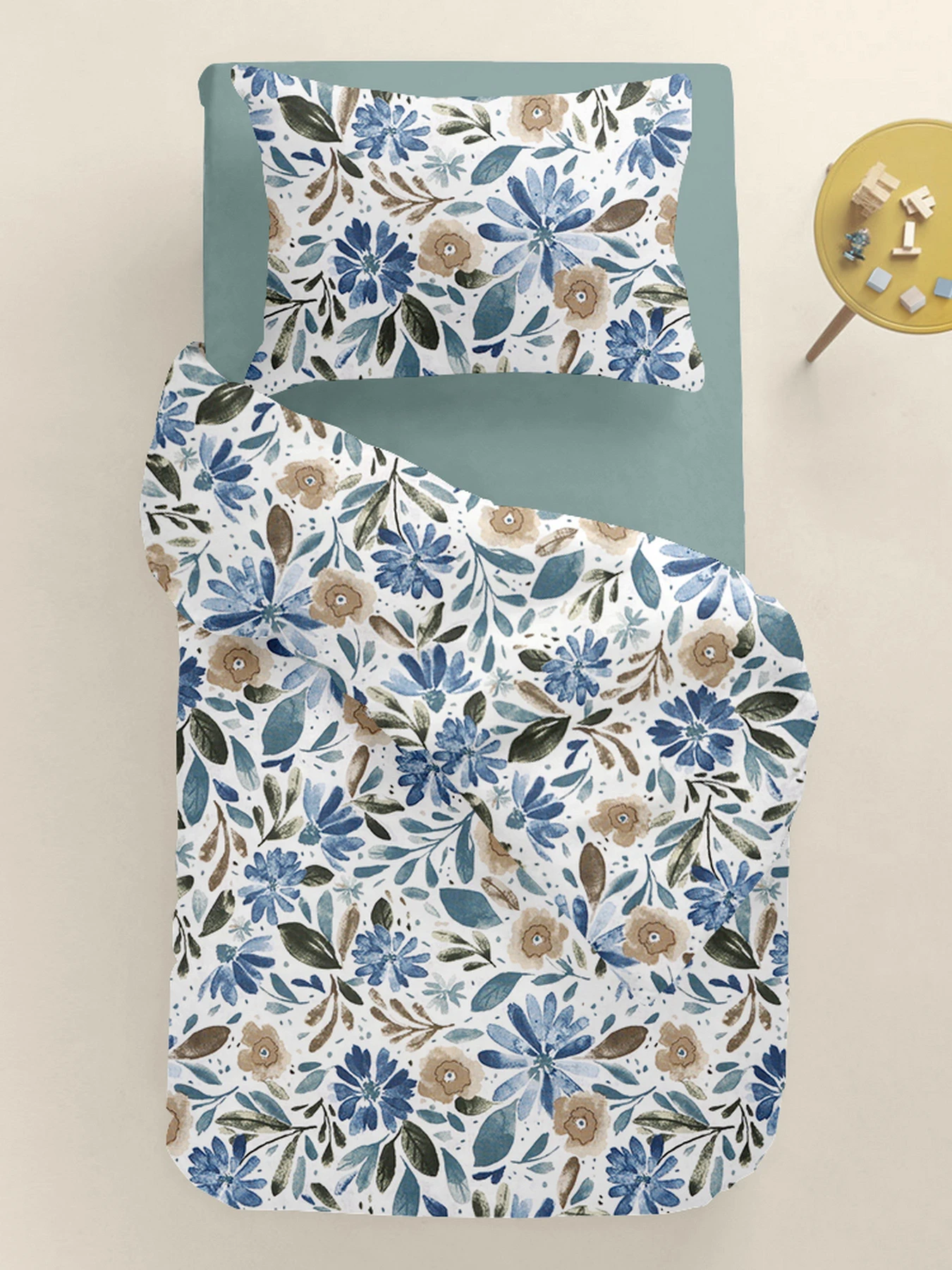 Детское постельное белье в кроватку CALIFORNIA FLOWERS Cosas модель FlowersWashBlueWhite_104Ashmint_140 Детское постельное белье в кроватку CALIFORNIA FLOWERS Cosas модель FlowersWashBlueWhite_104Ashmint_140 Фото