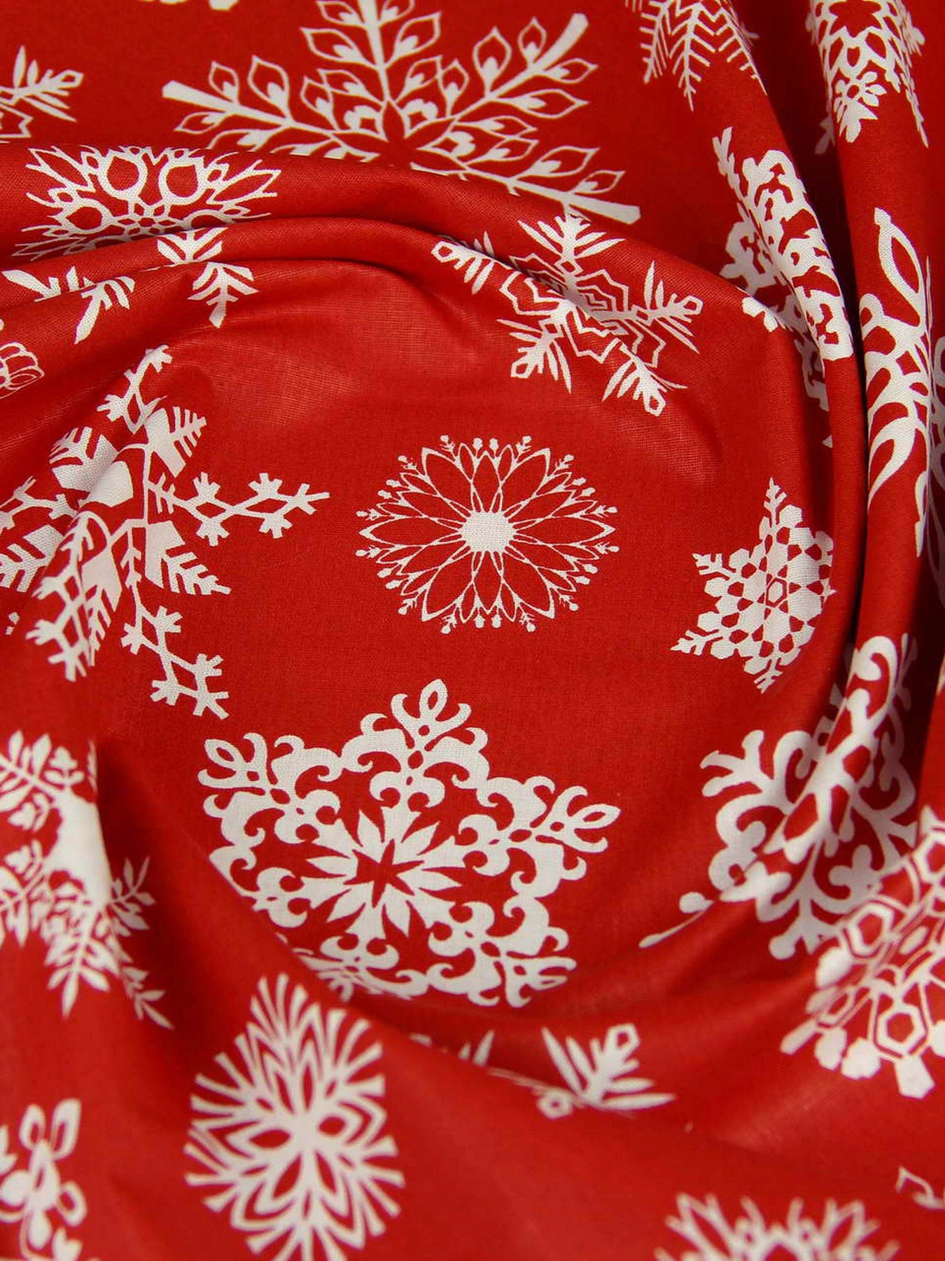 Дитяча постільна білизна в ліжечко WINTER Cosas модель SnowflakesWhiteRed_RoseLight30_140 Фото