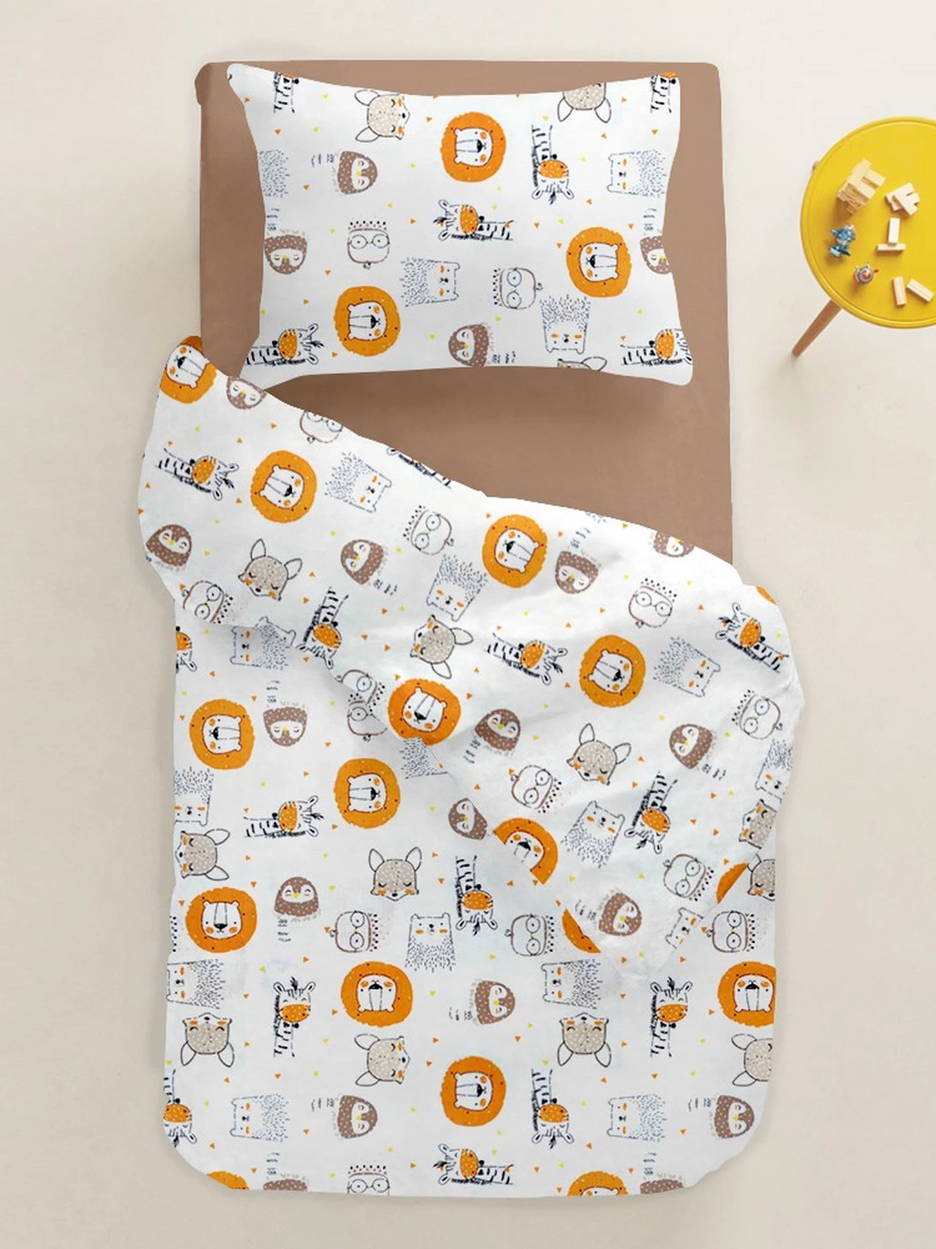 Детское постельное белье в кроватку LEO & GIRAFFE Cosas модель LeoGiraffeFox_Brown_140 Фото