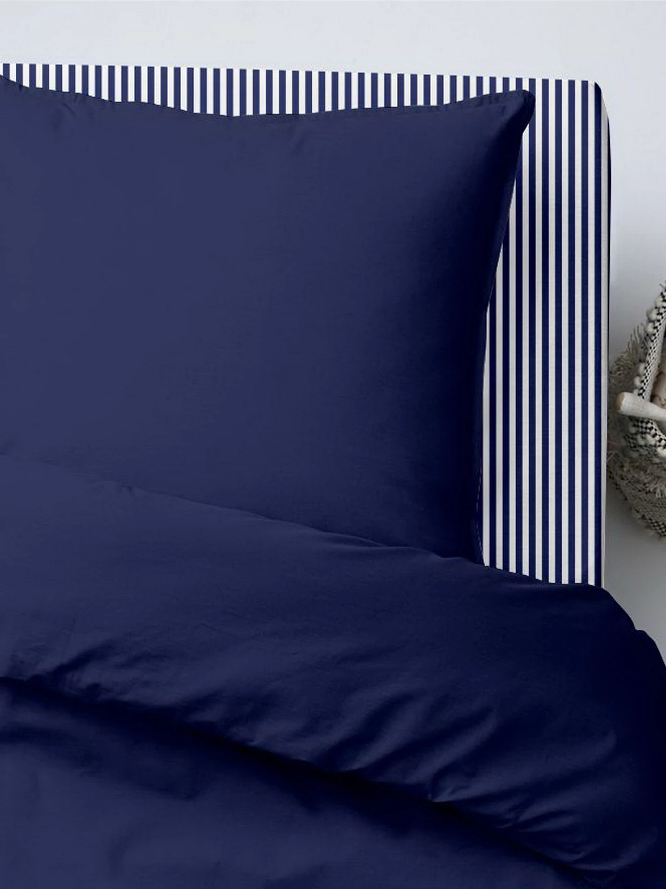 Детское постельное белье в кроватку NIGHTFALL & LINE Cosas модель Ranfors_Blue_LineBlue_140 Детское постельное белье в кроватку NIGHTFALL & LINE Cosas модель Ranfors_Blue_LineBlue_140 Фото