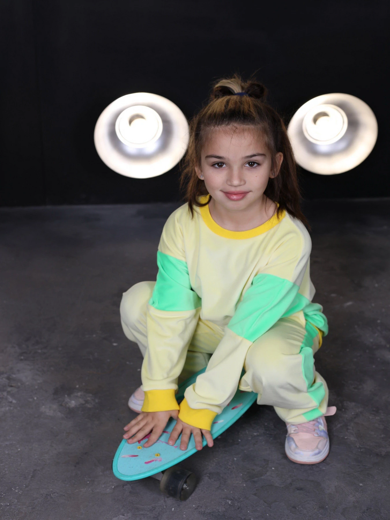 Костюми ISSA Plus модель CD-467_yellowlightgreen Фото