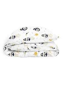 Детское постельное белье в кроватку PENGUINS Cosas модель PenguinsWhite_Dots_140 Фото