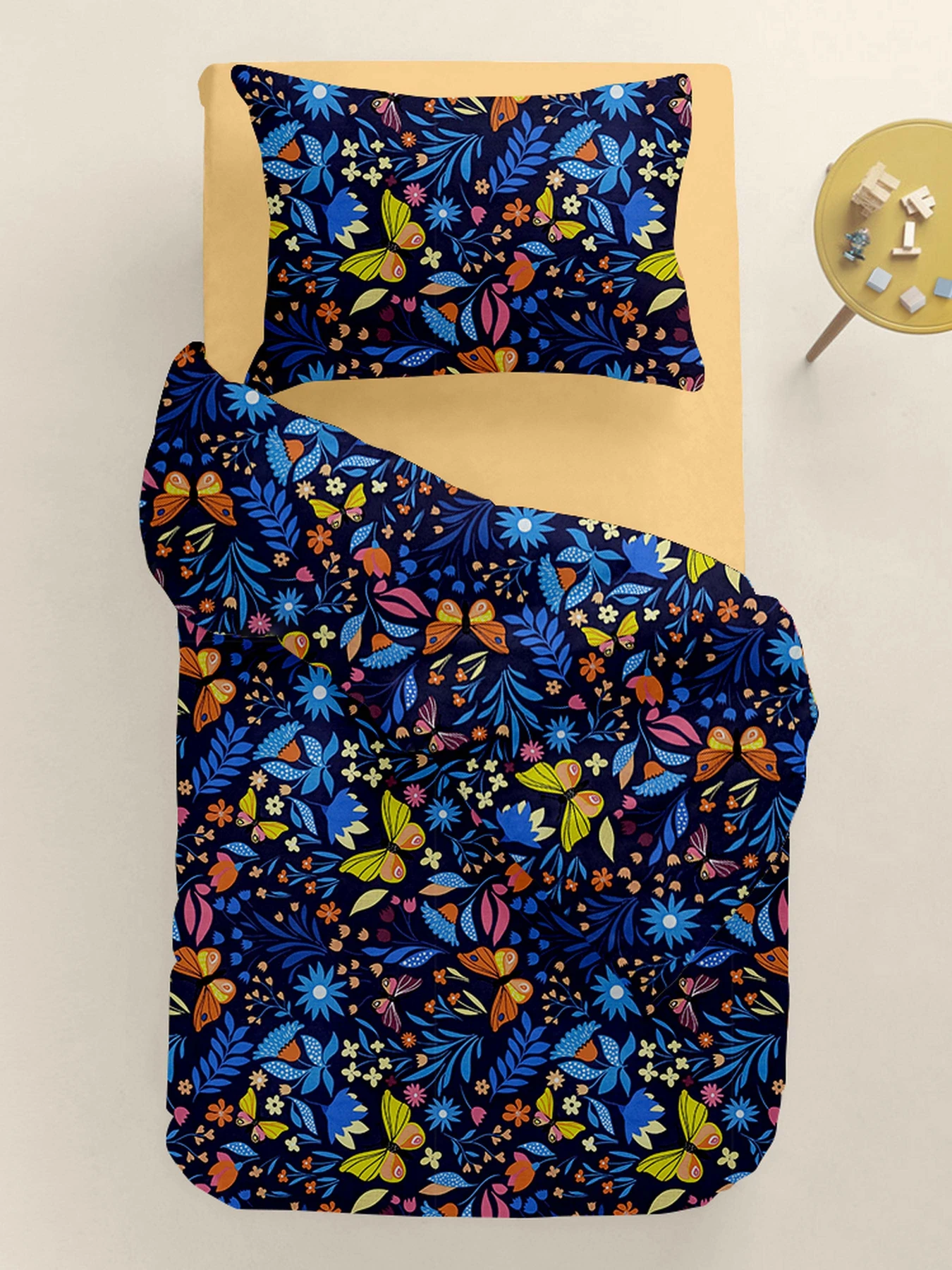 Детское постельное белье в кроватку FAIRY BUTTERFLY Cosas модель ButterfliesBlue_El80-Honey11_140 Детское постельное белье в кроватку FAIRY BUTTERFLY Cosas модель ButterfliesBlue_El80-Honey11_140 Фото
