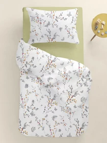 Детское постельное белье в кроватку MIDSUMMER Cosas модель ButterfliesGreyFlowers_78Olive_140 Фото