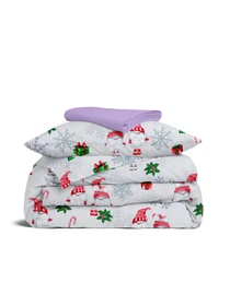 Детское постельное белье в кроватку NEW YEAR GNOMES Cosas модель GnomesSnowflakesGray_47Amethyst_140 Фото