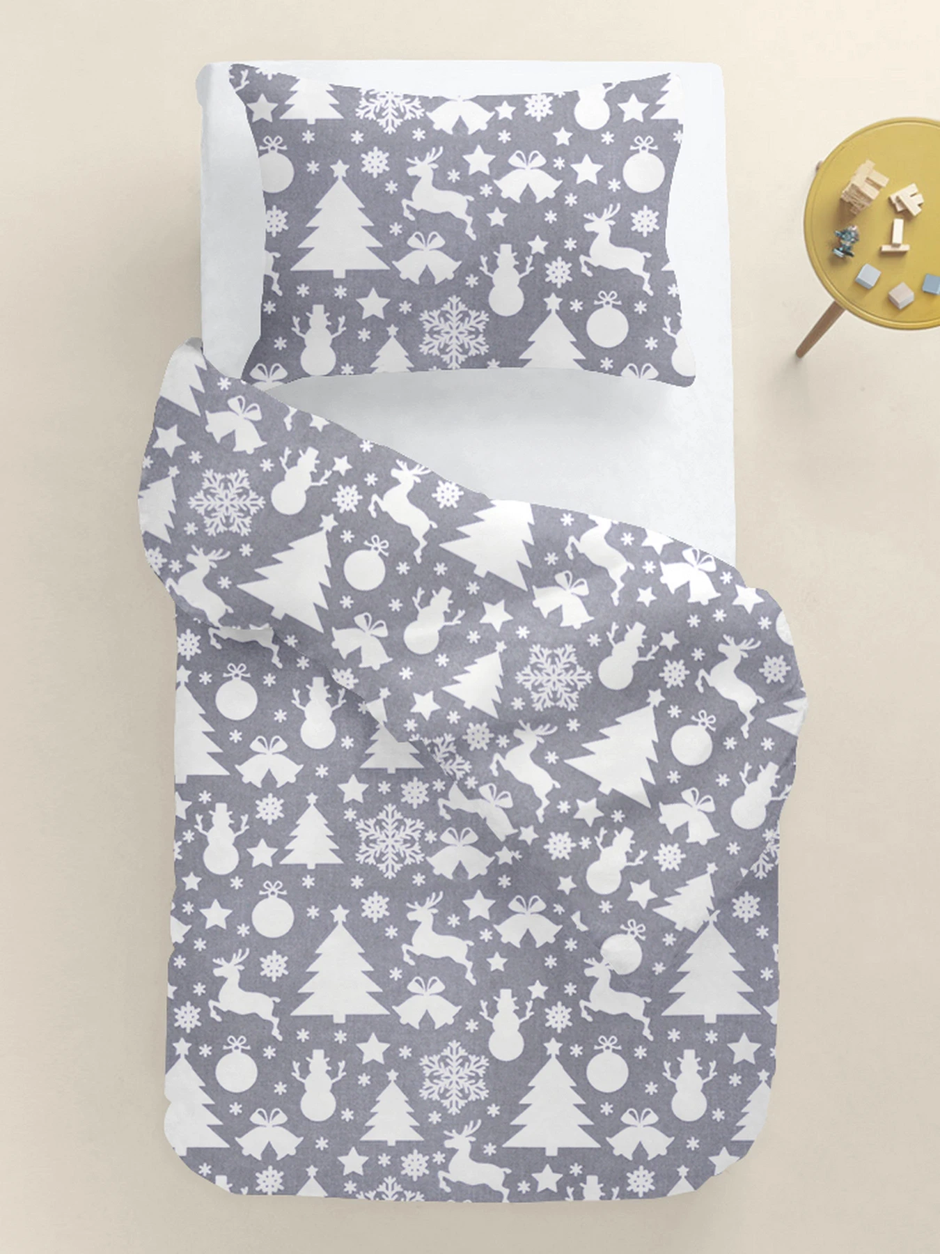 Детское постельное белье в кроватку CHRISTMAS TOYS Cosas модель NewYearTinselWhiteGray_01White_140 Детское постельное белье в кроватку CHRISTMAS TOYS Cosas модель NewYearTinselWhiteGray_01White_140 Фото