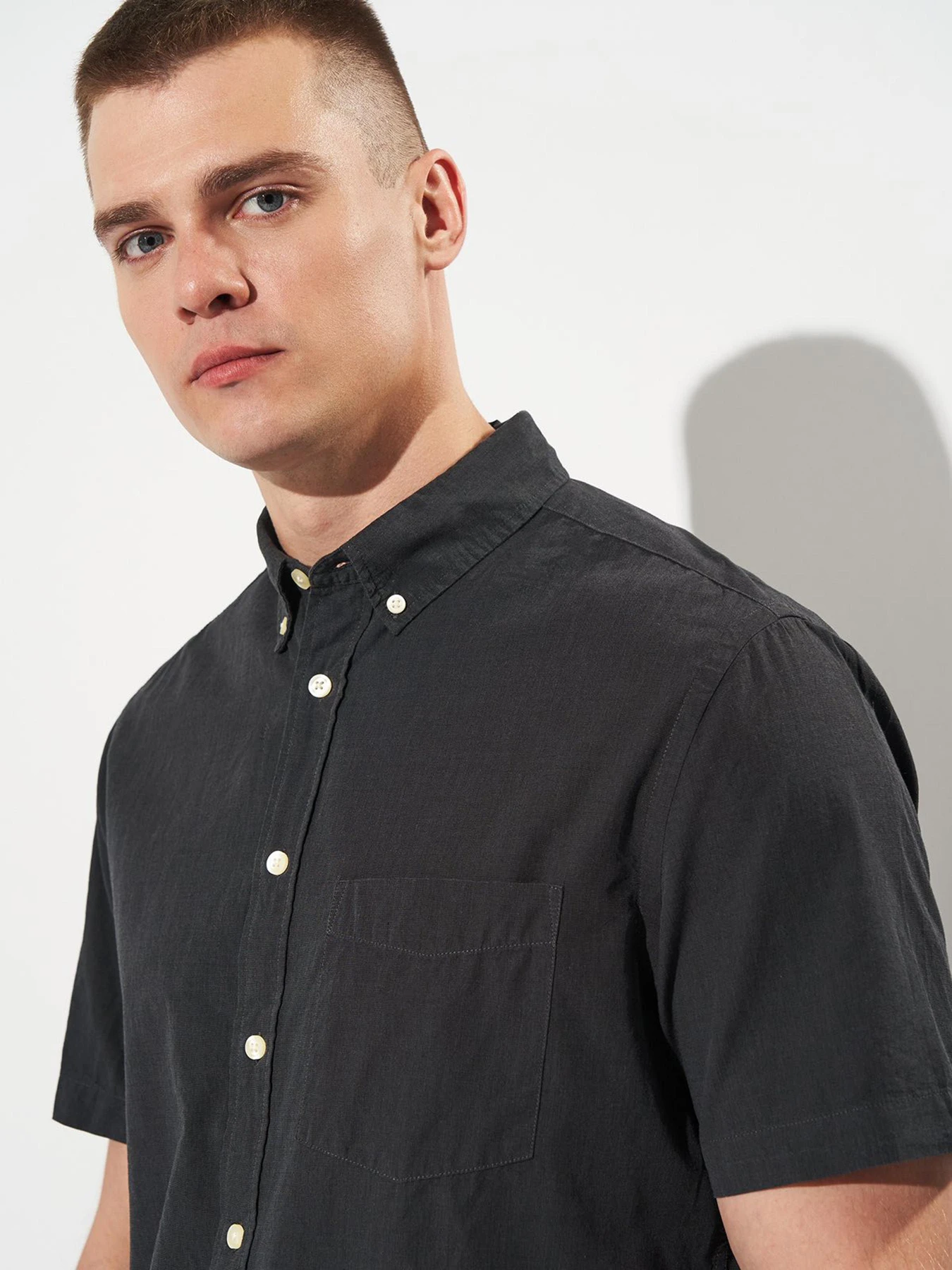 Рубашки H&M модель 8272671wer_Темно-серый Фото
