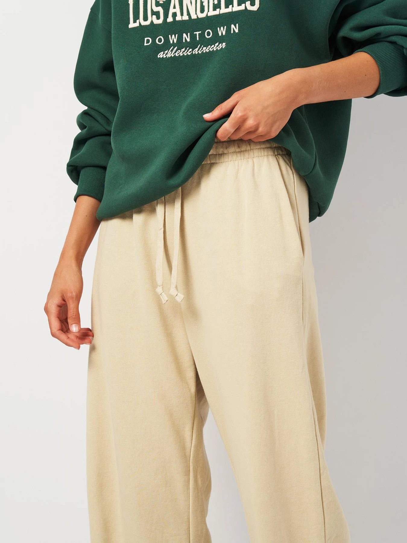 Брюки H&M модель 2001022ral_Бежевый Фото