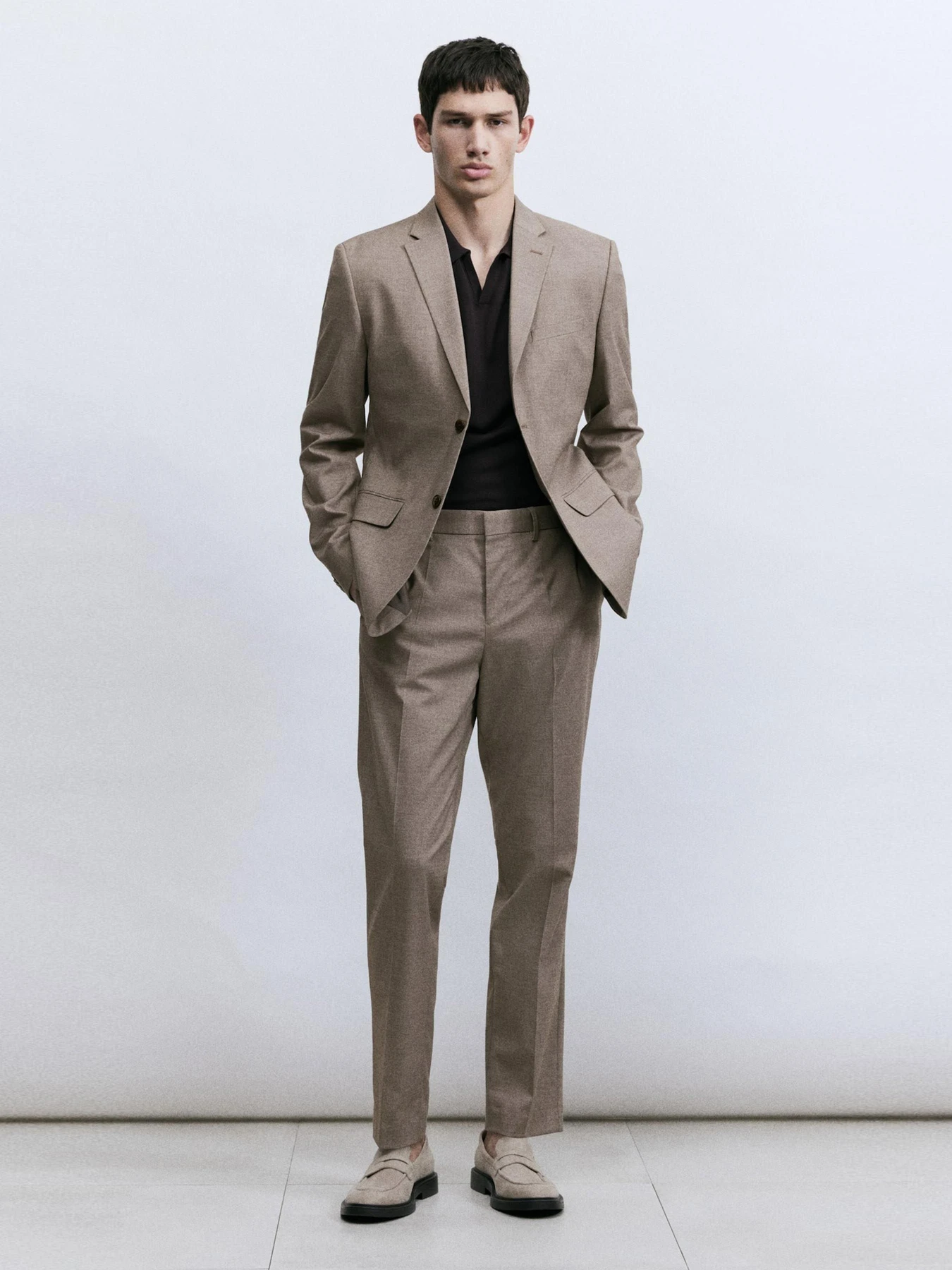 Штани H&M модель 7140322wer_Темно-бежевый Фото