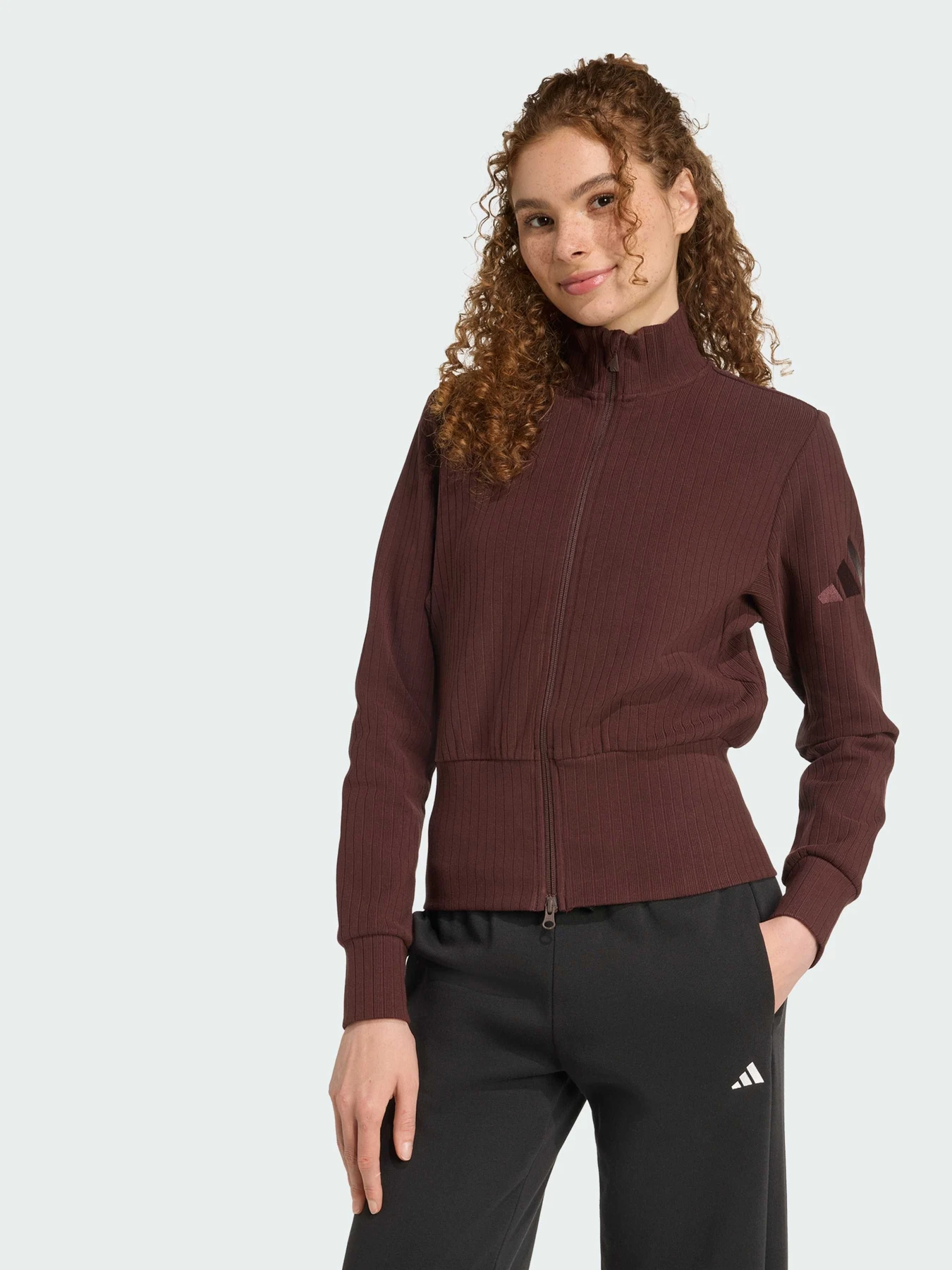 Худі та світшоти Adidas модель JM5947 Худі та світшоти Adidas модель JM5947 Фото