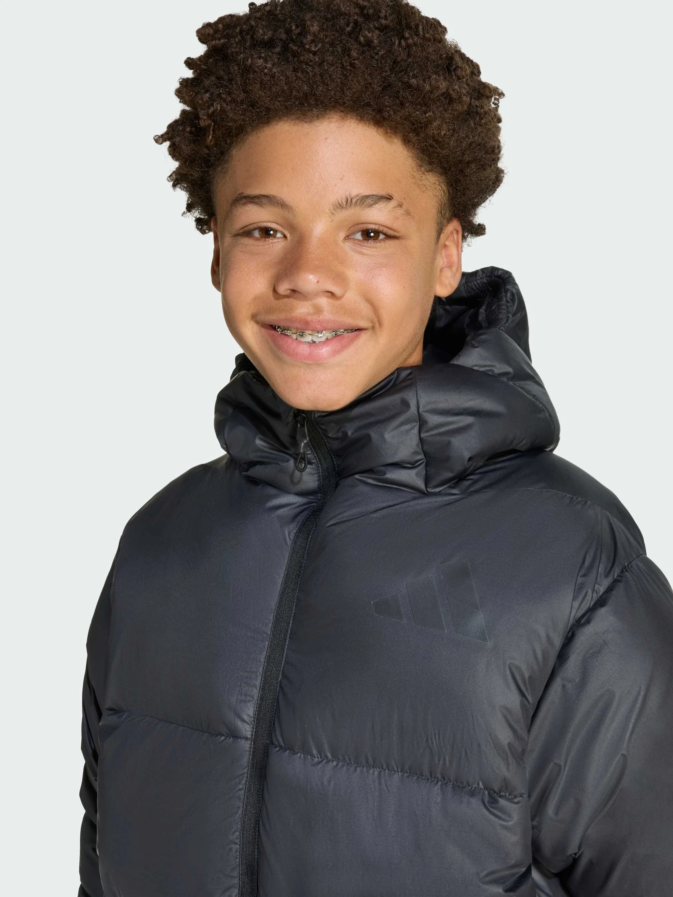 Куртки та дублянки Adidas ZNE модель JW2396 Куртки та дублянки Adidas ZNE модель JW2396 Фото