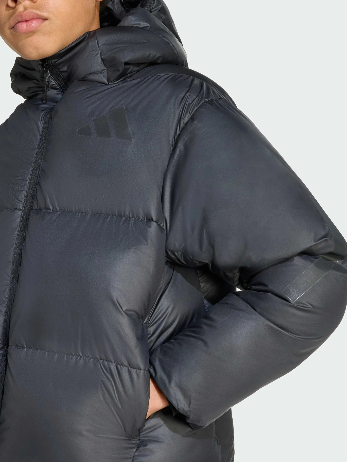 Куртки та дублянки Adidas ZNE модель JW2396 Куртки та дублянки Adidas ZNE модель JW2396 Фото