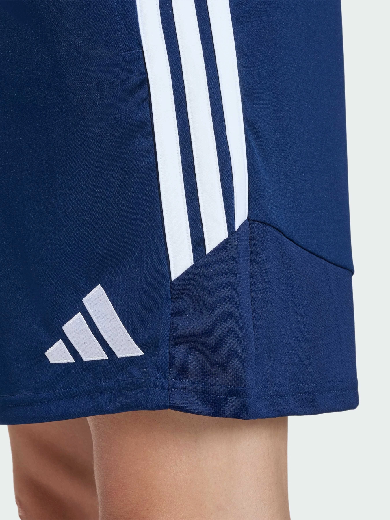 Шорты Adidas Tiro модель JY9718 Шорты Adidas Tiro модель JY9718 Фото