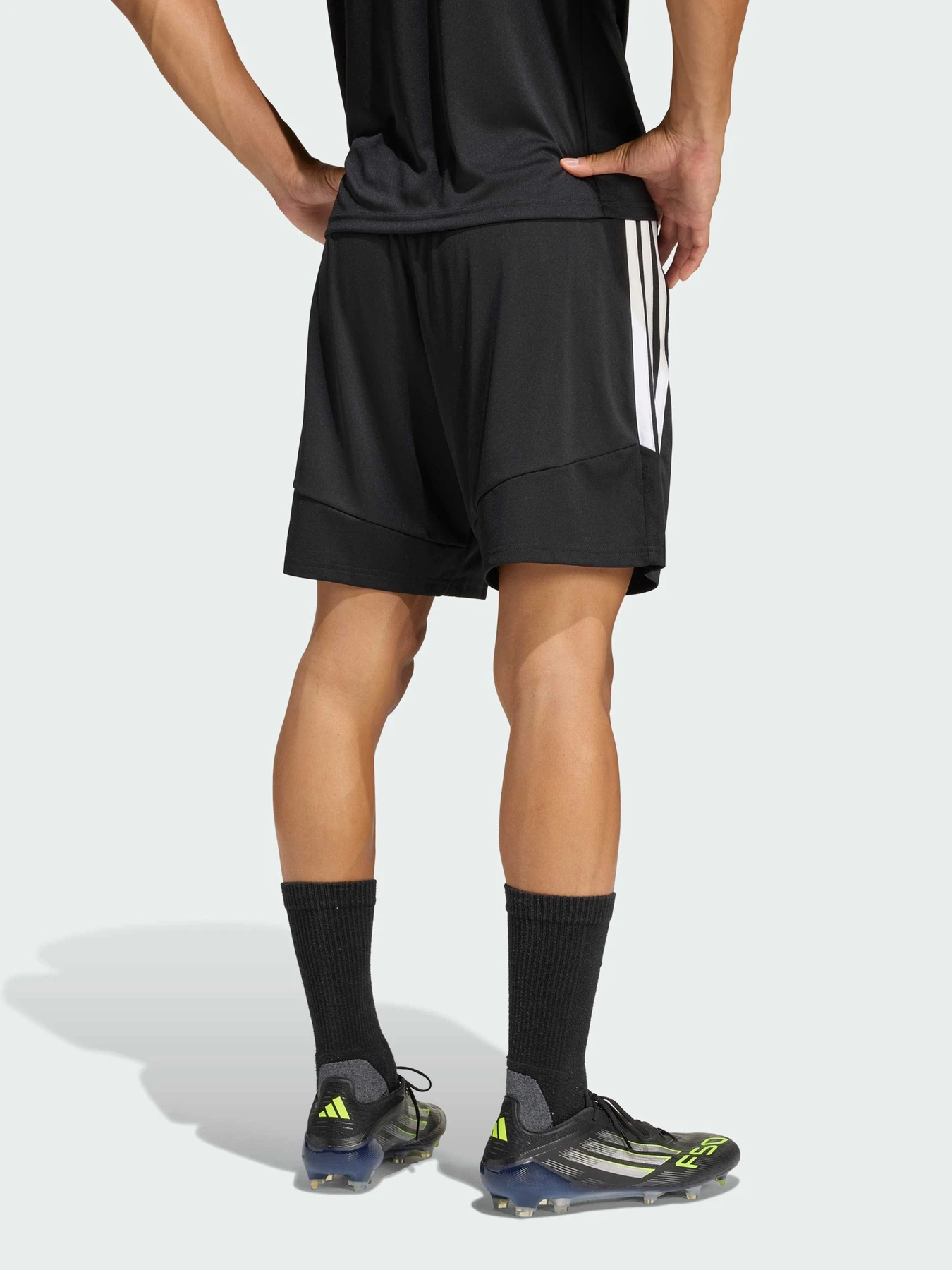 Шорты Adidas Tiro модель JY9719 Шорты Adidas Tiro модель JY9719 Фото
