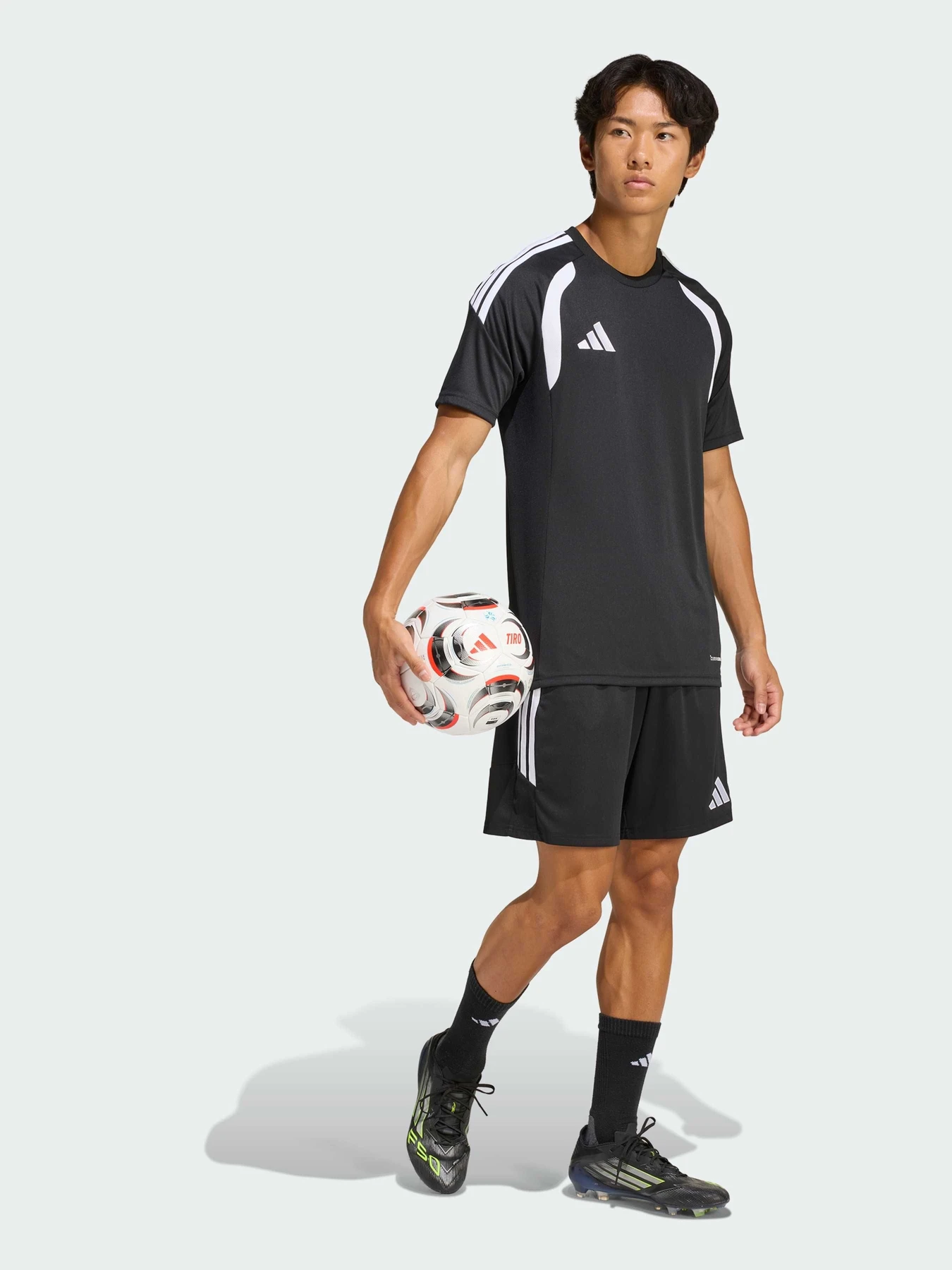 Шорты Adidas Tiro модель JY9719 Шорты Adidas Tiro модель JY9719 Фото