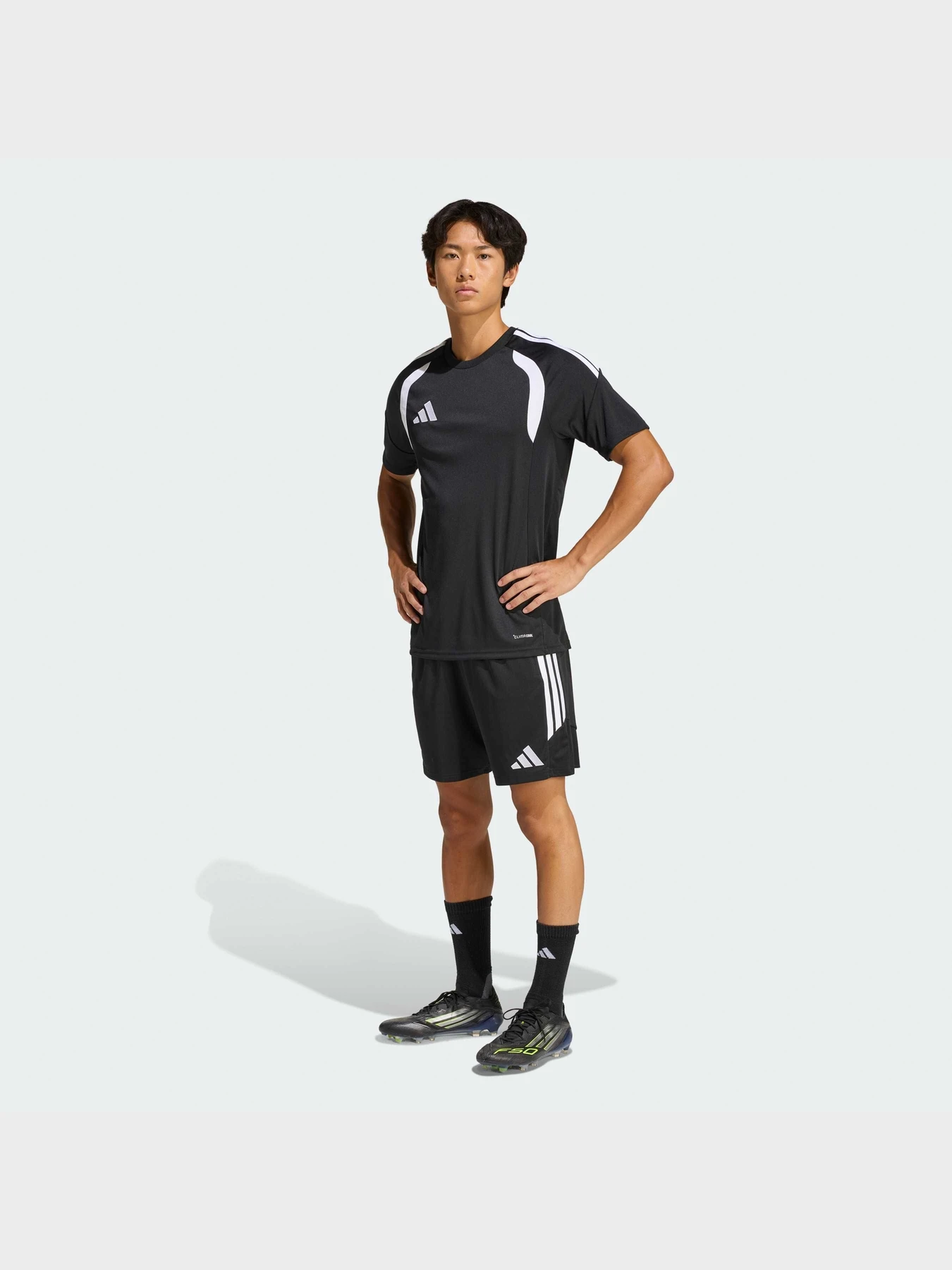 Шорты Adidas Tiro модель JY9719 Шорты Adidas Tiro модель JY9719 Фото