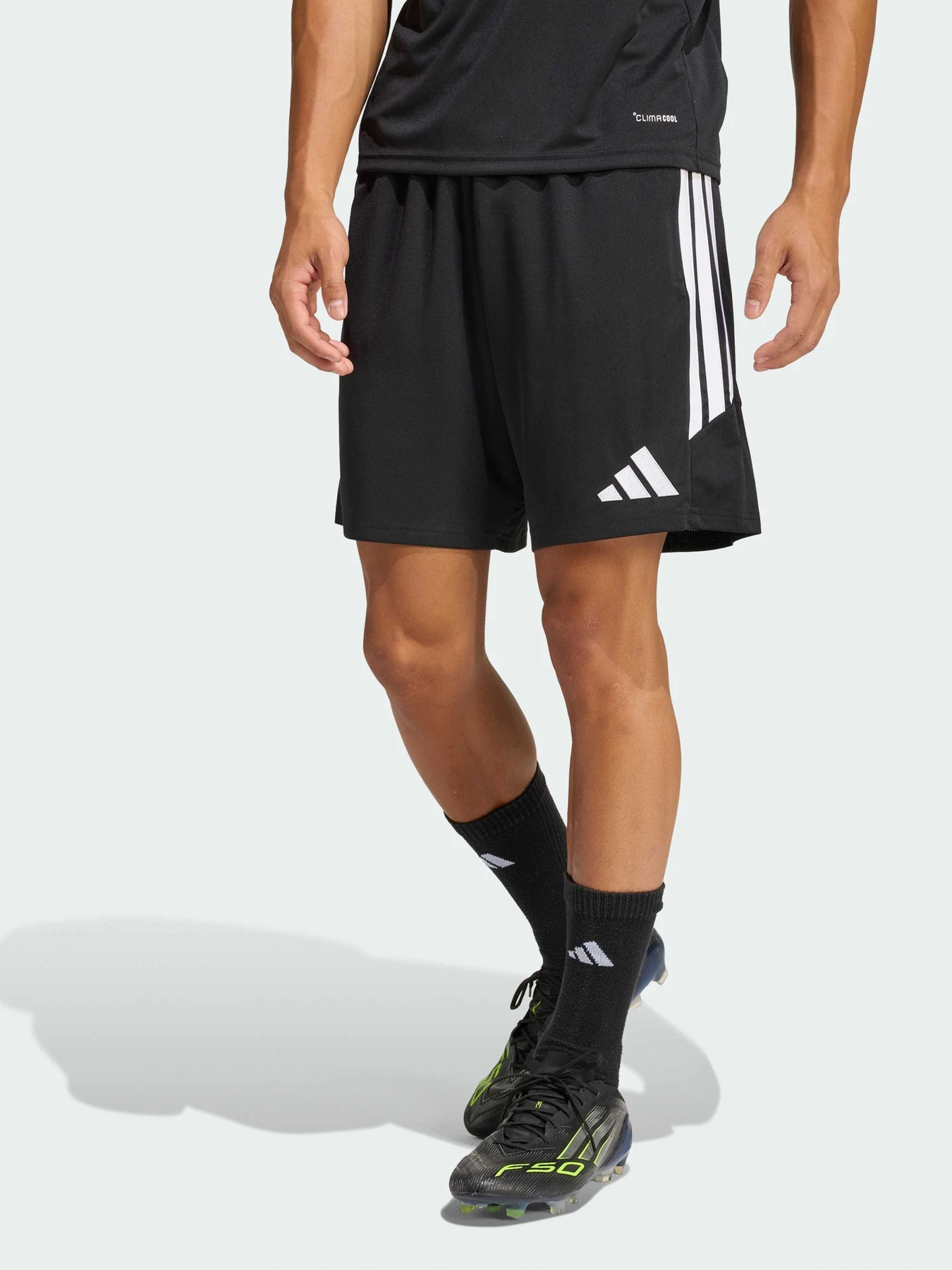 Шорты Adidas Tiro модель JY9719 Шорты Adidas Tiro модель JY9719 Фото