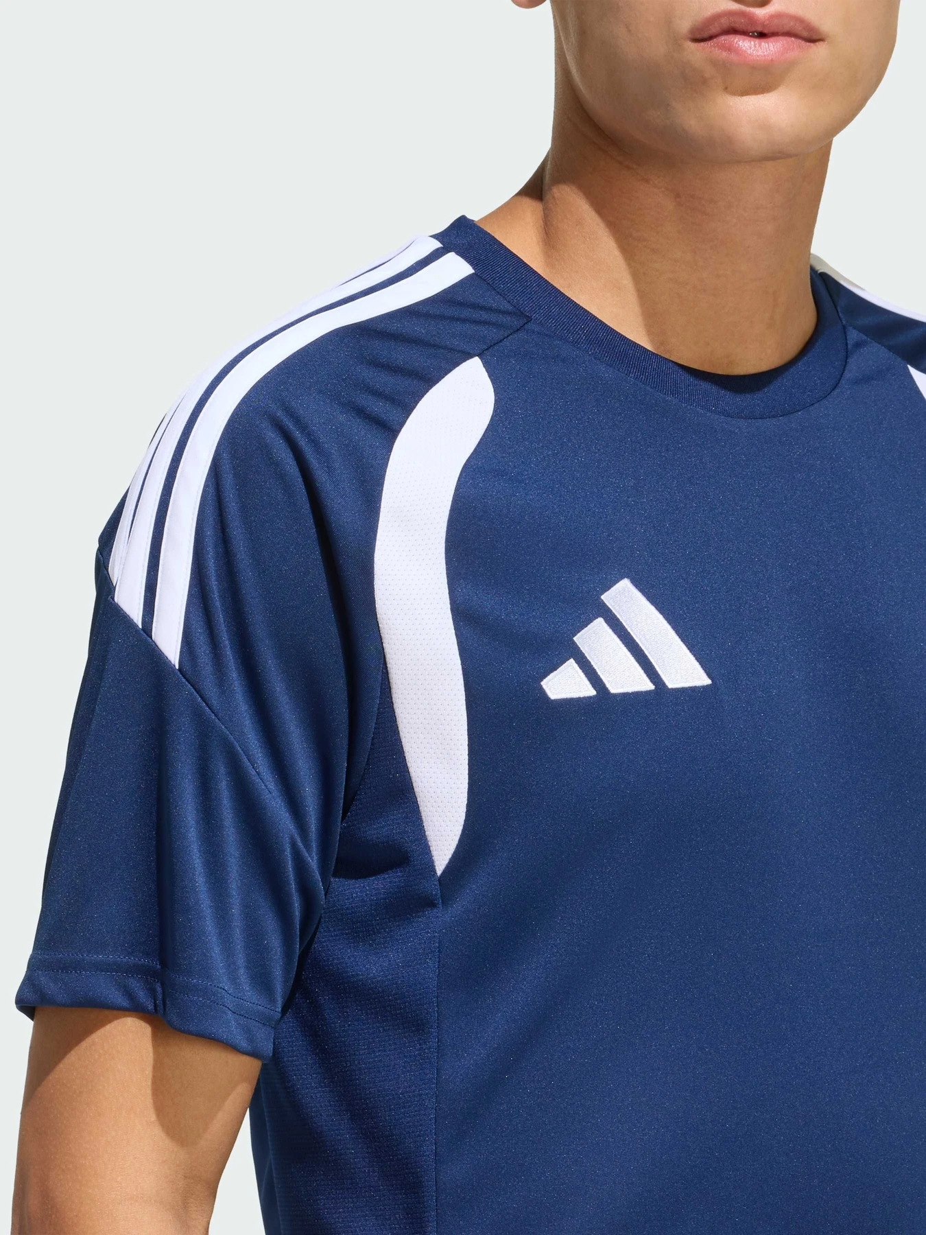 Футболки и поло Adidas Tiro модель KB1360 Футболки и поло Adidas Tiro модель KB1360 Фото