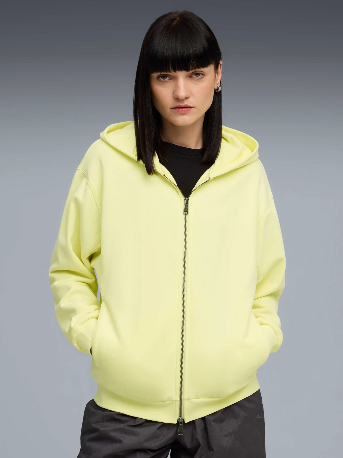 Худи и свитшоты PUMA Yona Full-zip Hoodie модель 632325 Худи и свитшоты PUMA Yona Full-zip Hoodie модель 632325 Фото