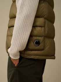 Куртки и дубленки CP Company модель 11685 Фото
