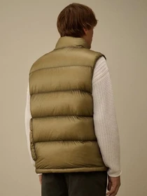Куртки и дубленки CP Company модель 11685 Фото