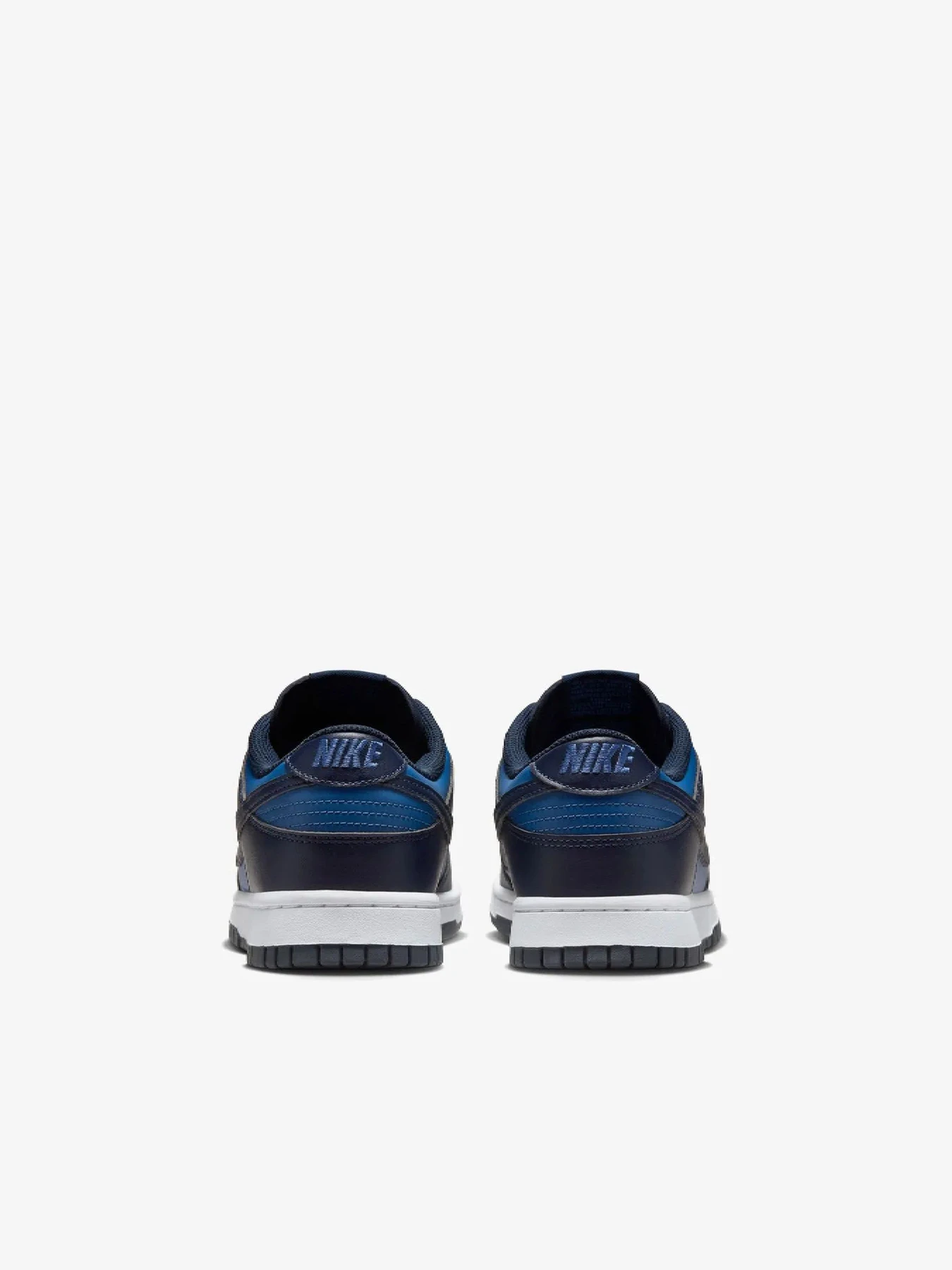 Кроссовки NIKE модель HF5441.402 Кроссовки NIKE модель HF5441.402 Фото