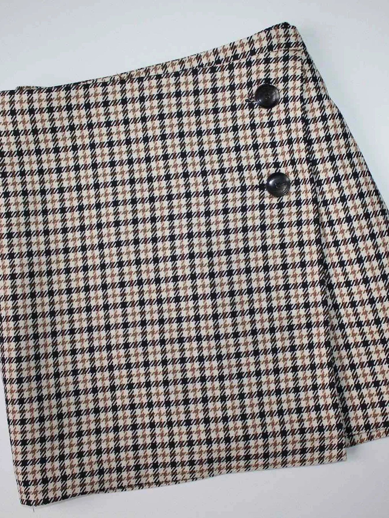Юбки H&M модель 6905268wer_Комбинированный Фото