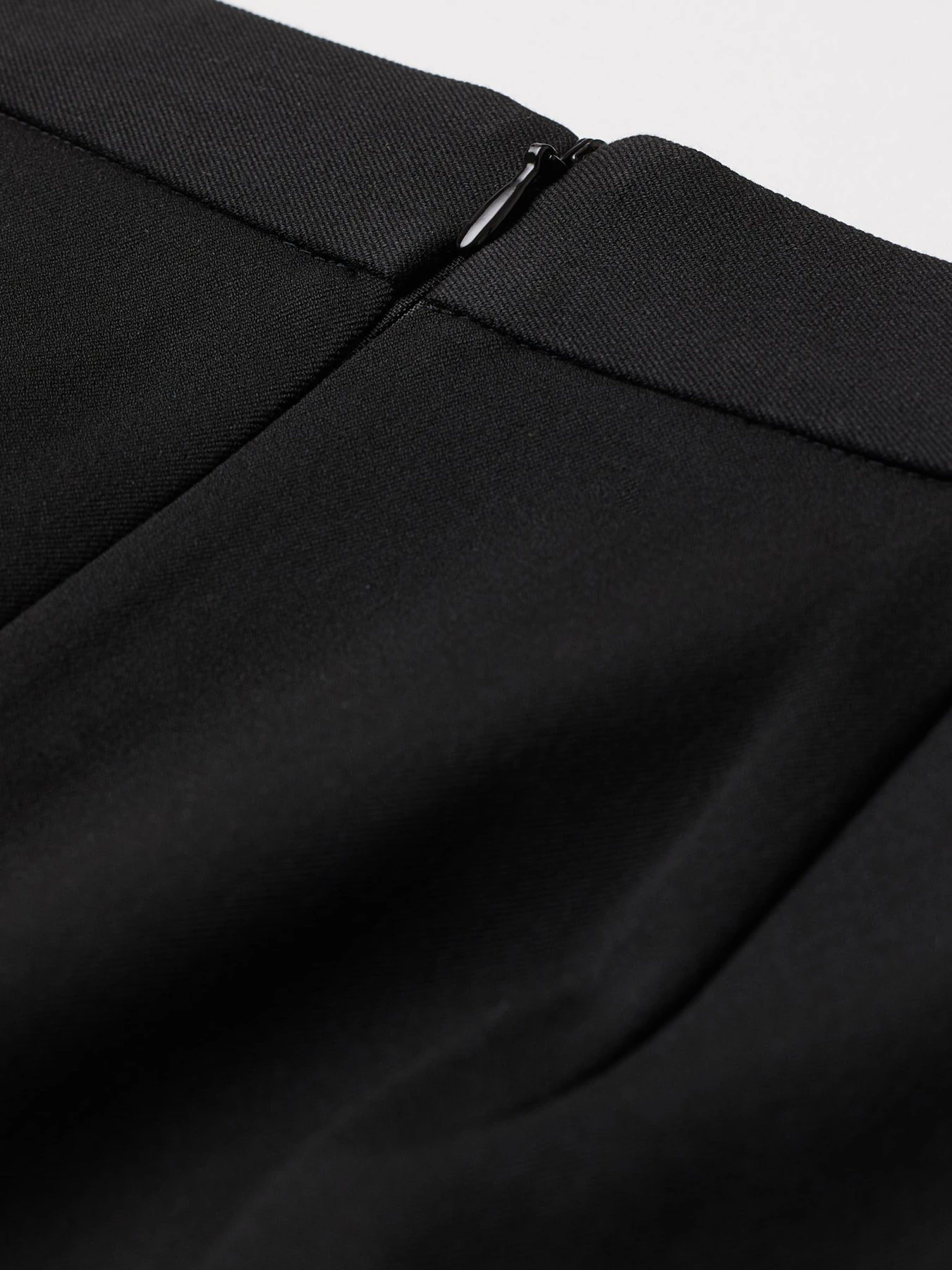 Юбки H&M модель 9453212wer_Черный Фото