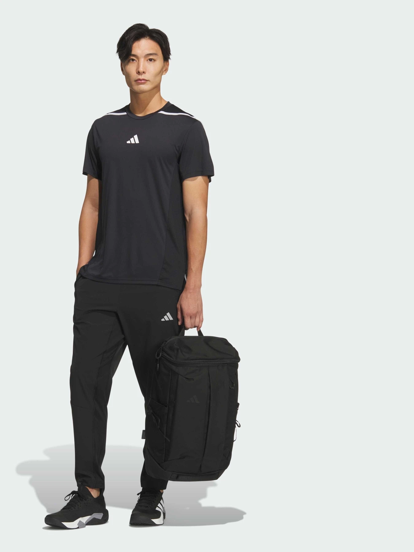 Рюкзаки Adidas модель JM4992 Рюкзаки Adidas модель JM4992 Фото