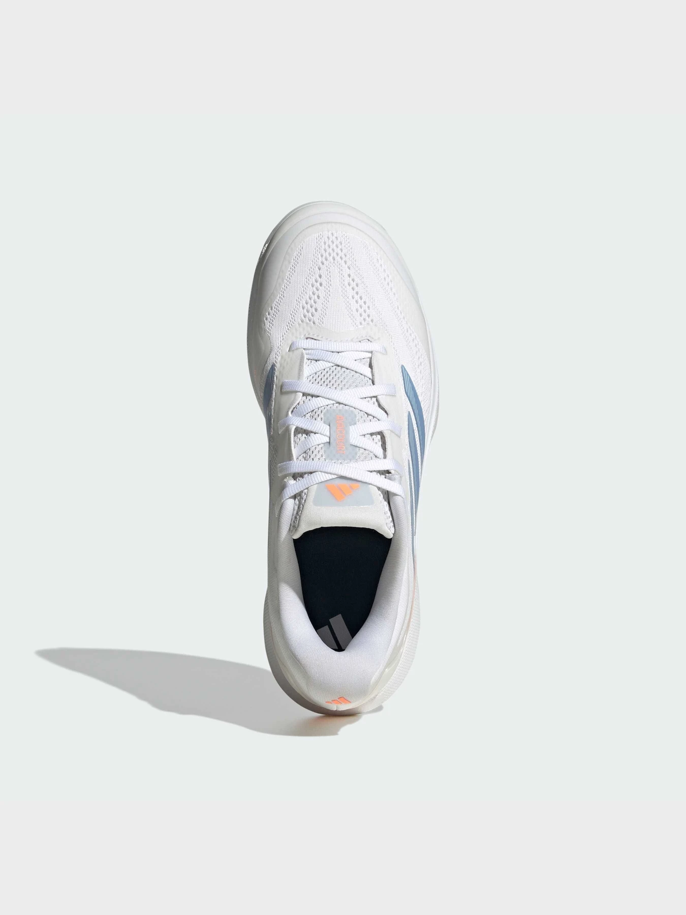 Кроссовки Adidas модель JP8858 Кроссовки Adidas модель JP8858 Фото