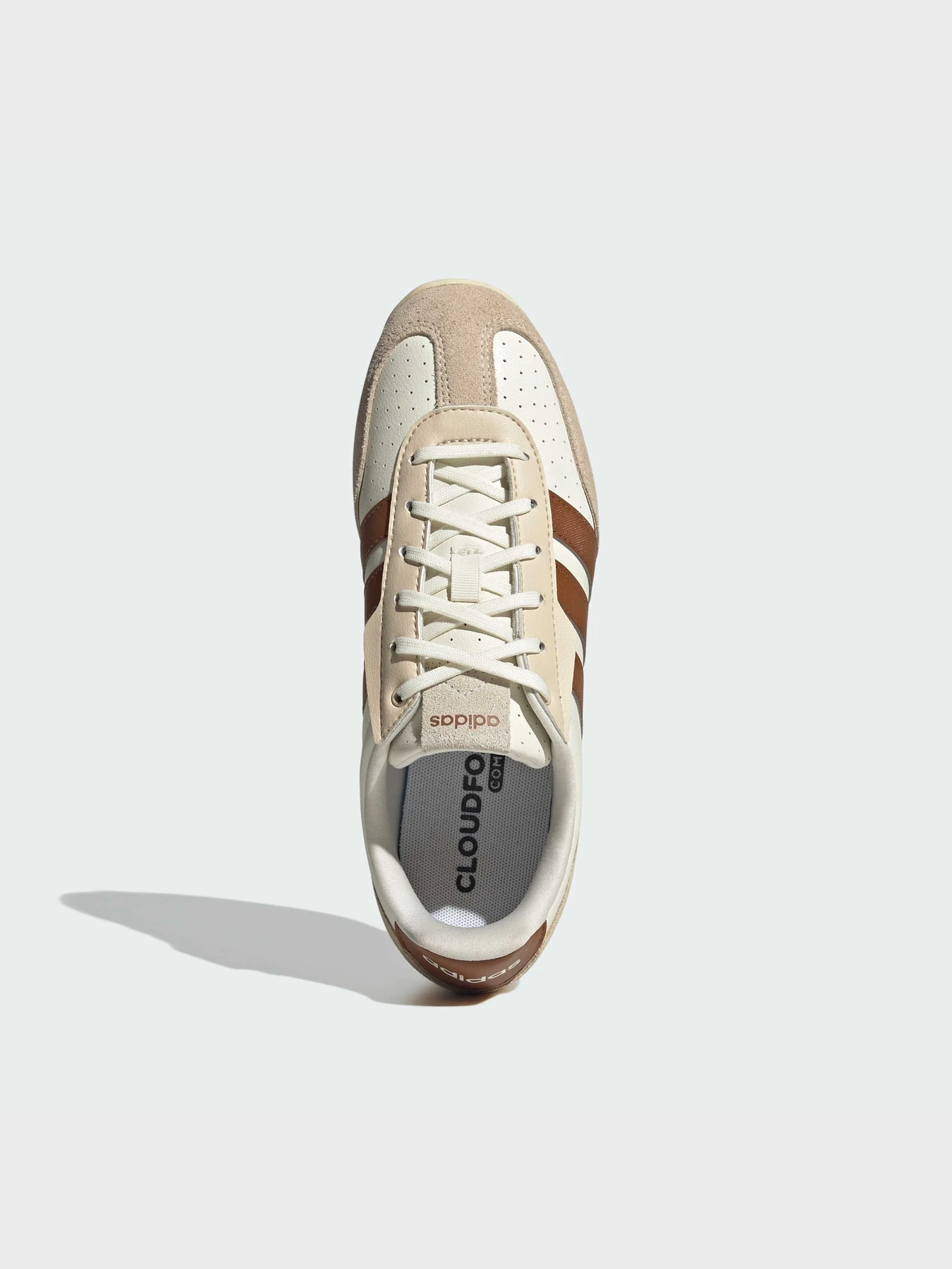Кроссовки Adidas модель HQ7389 Кроссовки Adidas модель HQ7389 Фото
