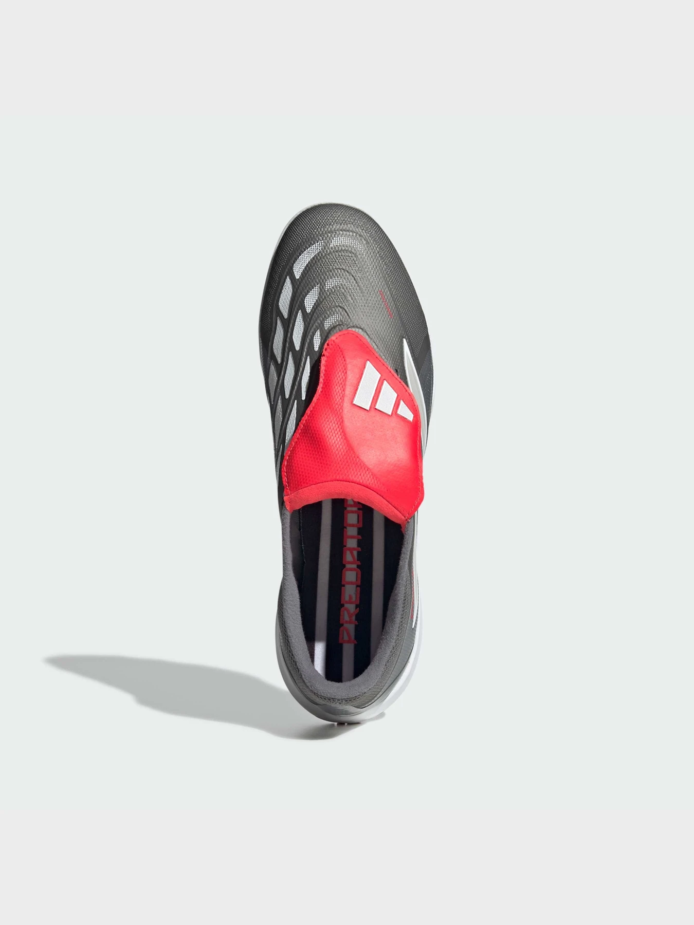 Кроссовки Adidas Predator модель JR7875 Кроссовки Adidas Predator модель JR7875 Фото