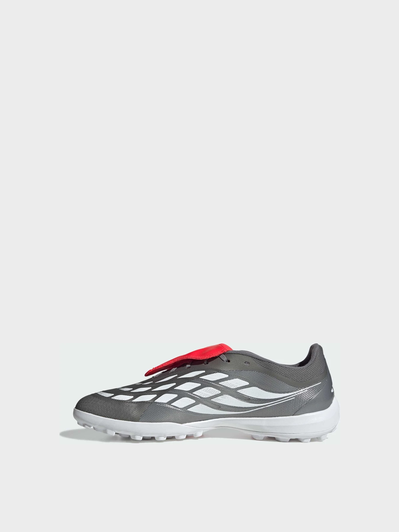 Кроссовки Adidas Predator модель JR7875 Кроссовки Adidas Predator модель JR7875 Фото