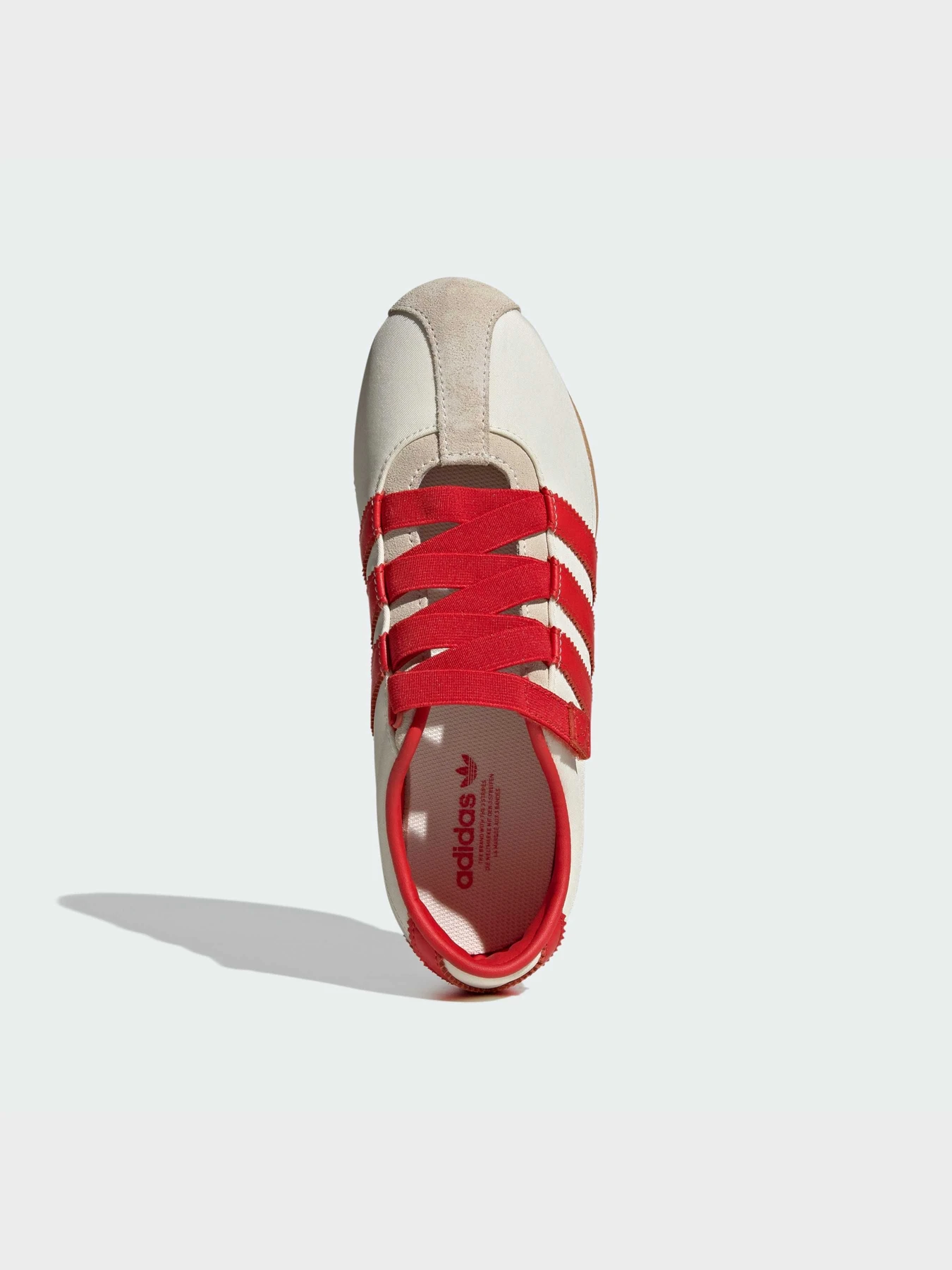 Кроссовки Adidas модель IH3999 Кроссовки Adidas модель IH3999 Фото
