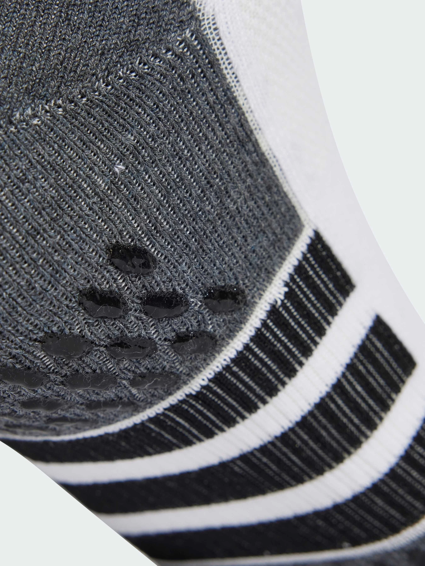 Шкарпетки та гольфи Adidas Clima модель JD9572 Шкарпетки та гольфи Adidas Clima модель JD9572 Фото
