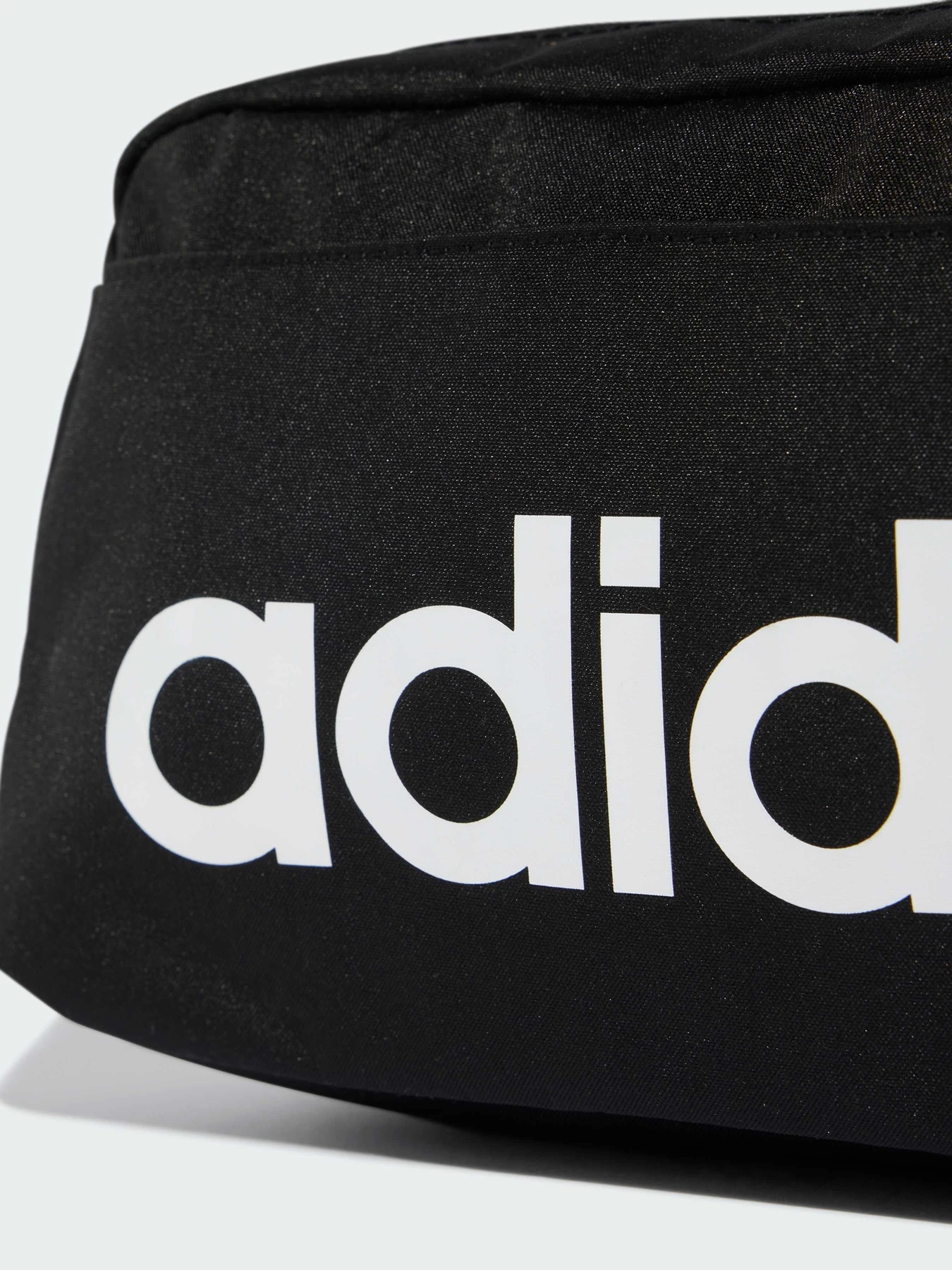 Сумки Adidas модель JE8345 Сумки Adidas модель JE8345 Фото