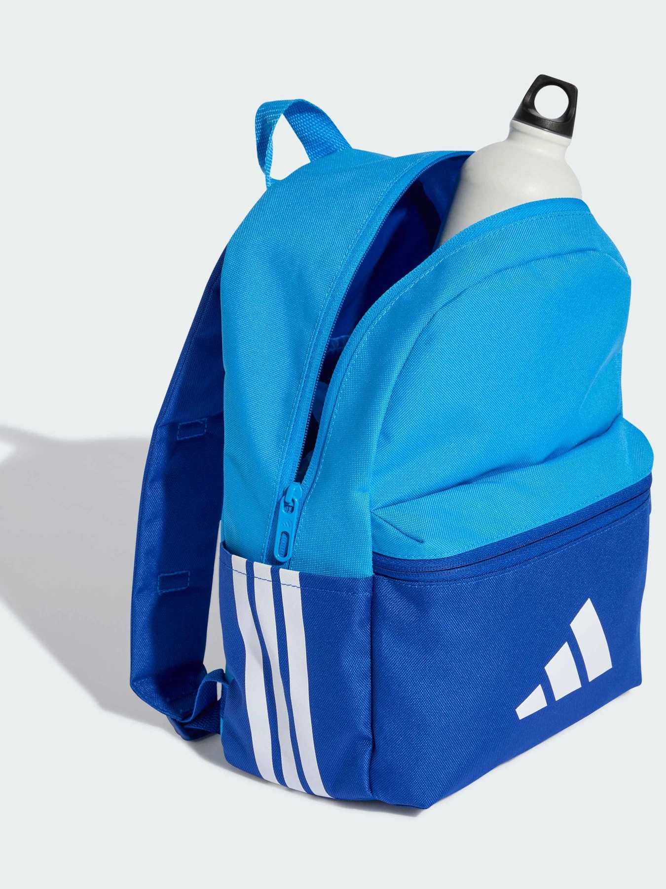 Рюкзаки Adidas модель KE0412 Рюкзаки Adidas модель KE0412 Фото