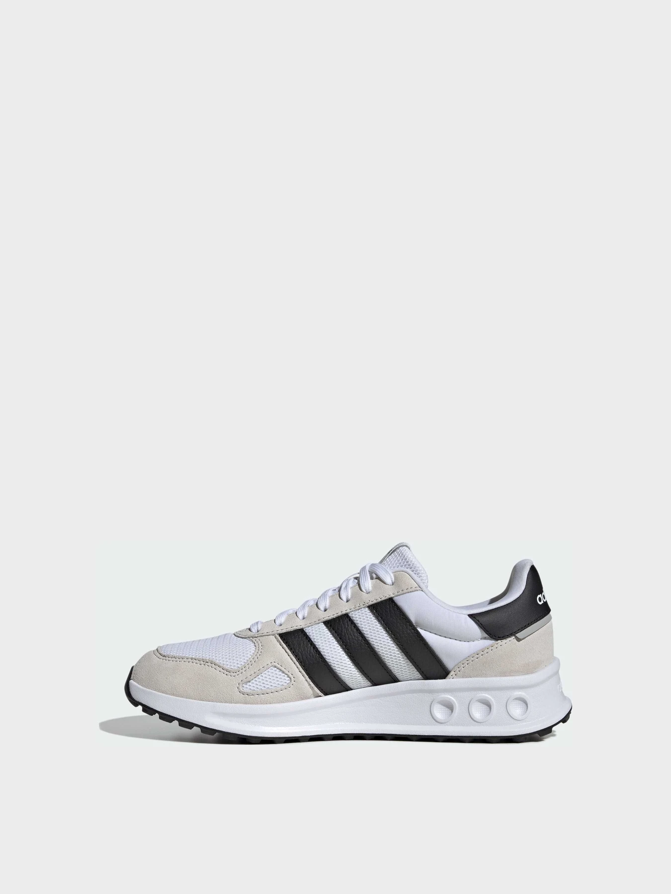 Кроссовки Adidas модель IH8612 Кроссовки Adidas модель IH8612 Фото