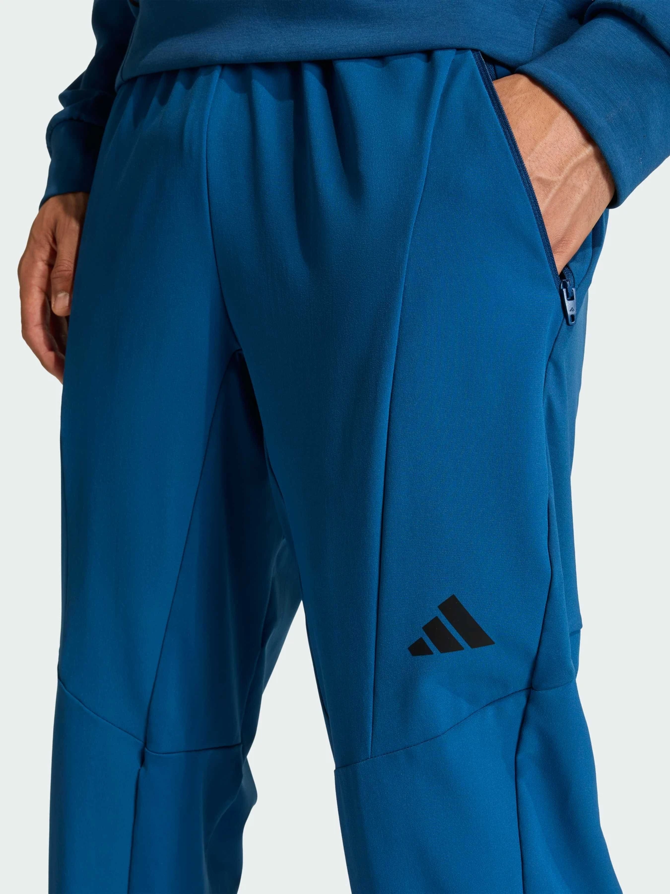 Брюки Adidas модель KA7245 Брюки Adidas модель KA7245 Фото