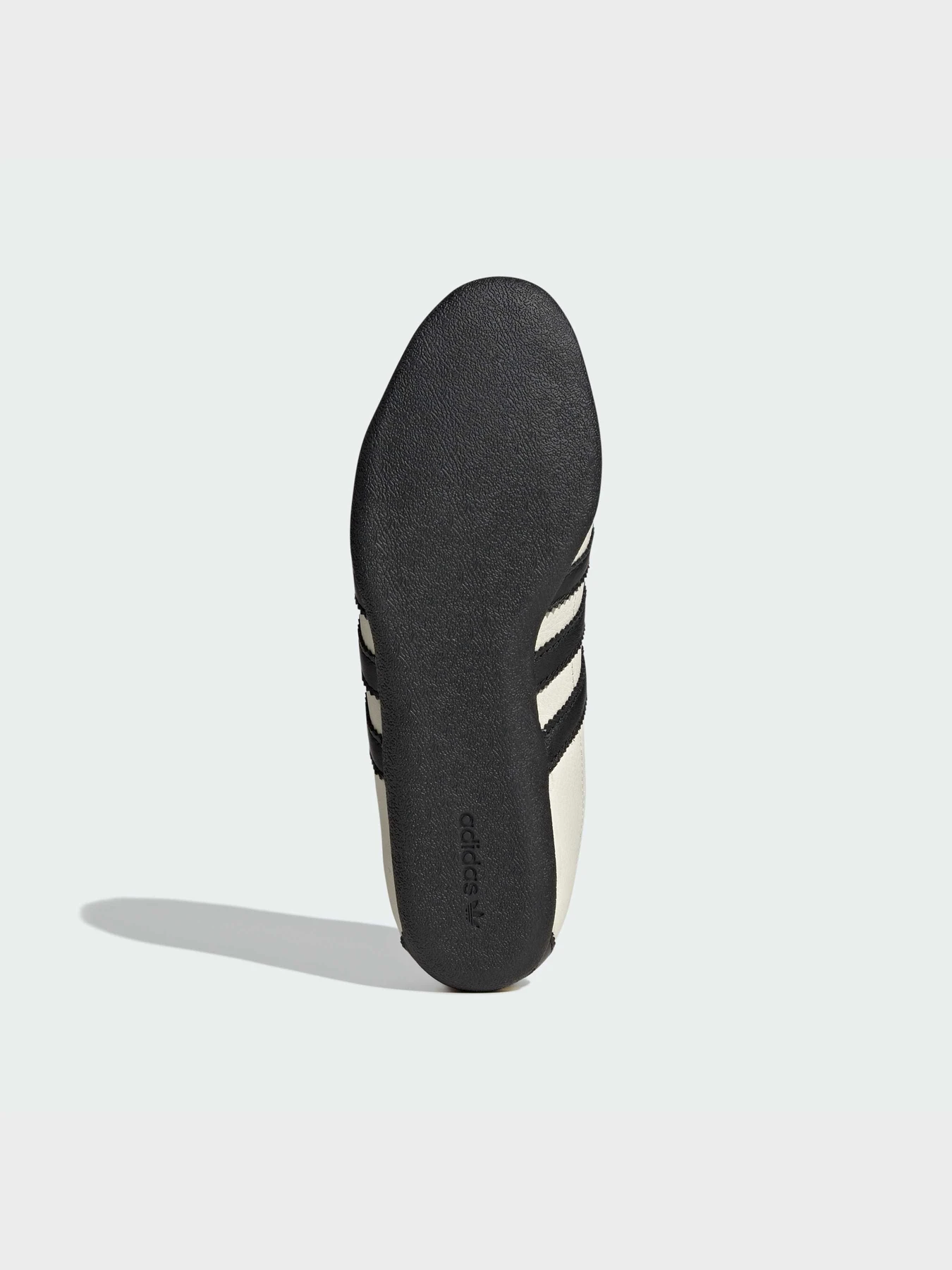 Кеди Adidas модель JQ0597 Кеди Adidas модель JQ0597 Фото