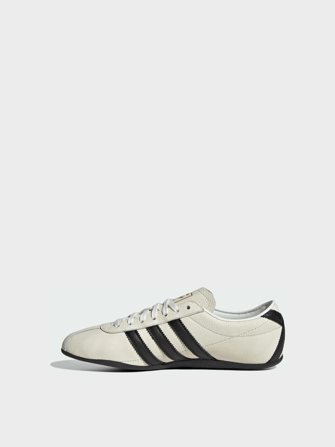 Кеди Adidas модель JQ0597 Кеди Adidas модель JQ0597 Фото