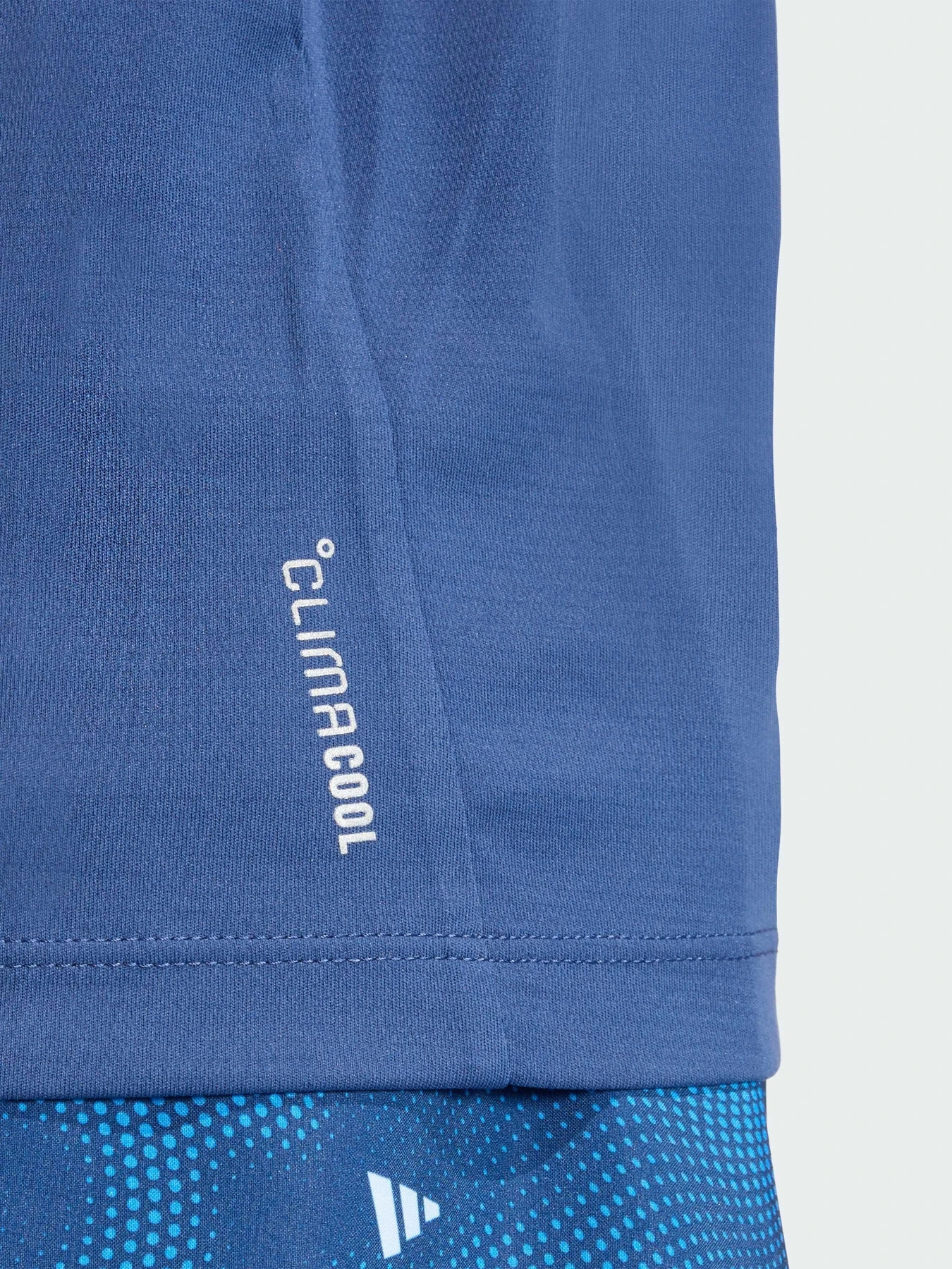 Худи и свитшоты Adidas модель KE8421 Худи и свитшоты Adidas модель KE8421 Фото