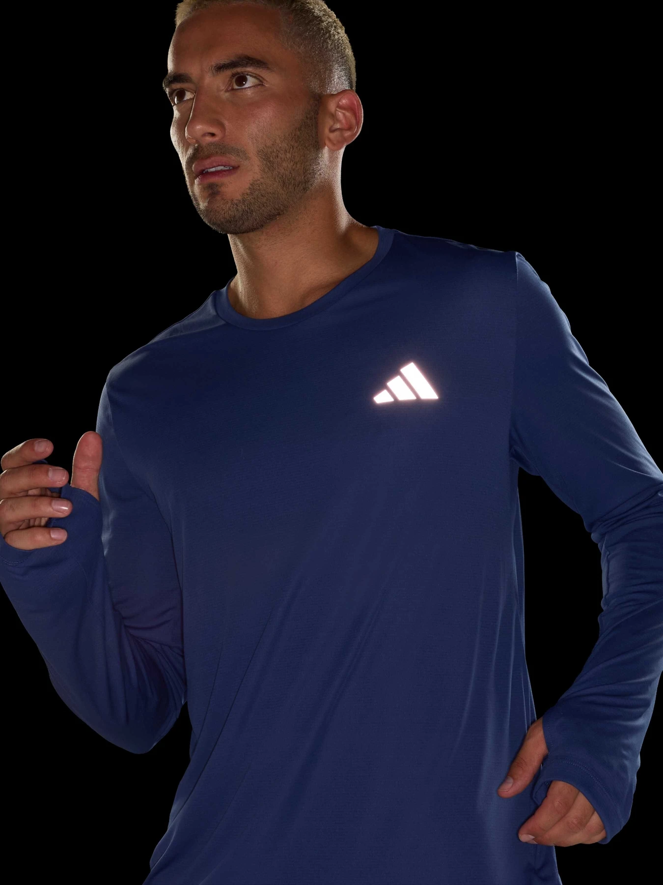 Худи и свитшоты Adidas модель KE8421 Худи и свитшоты Adidas модель KE8421 Фото