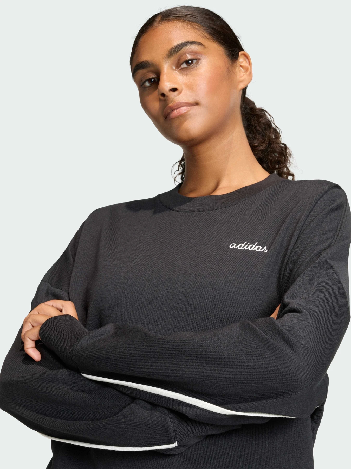 Худі та світшоти Adidas модель KC3995 Худі та світшоти Adidas модель KC3995 Фото