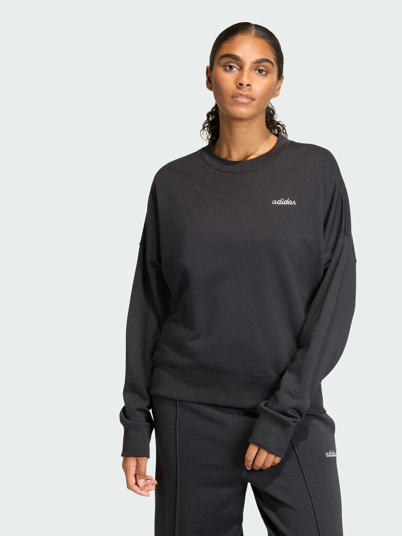 Худі та світшоти Adidas модель KC3995 Худі та світшоти Adidas модель KC3995 Фото