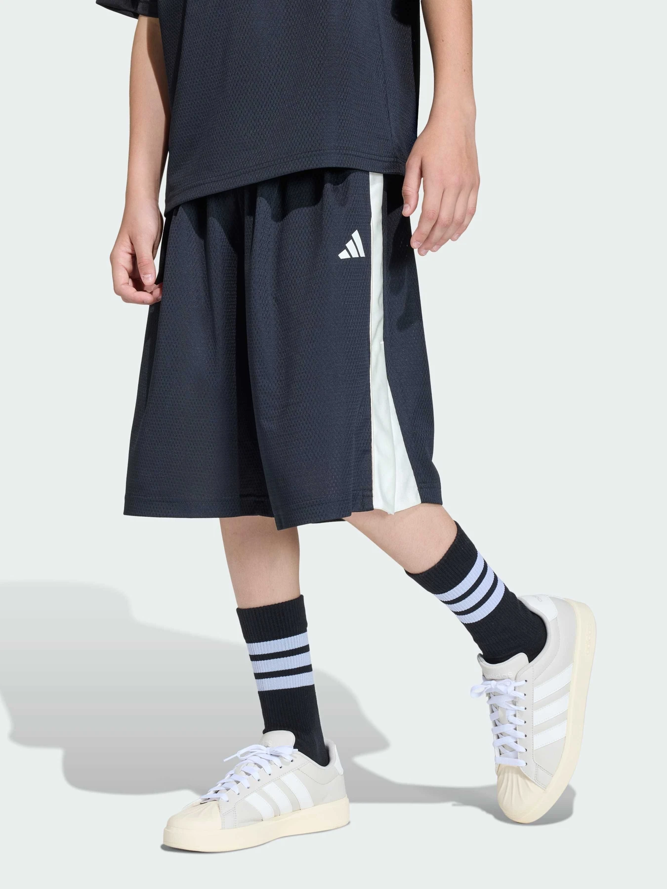 Шорты Adidas модель KC4640 Фото