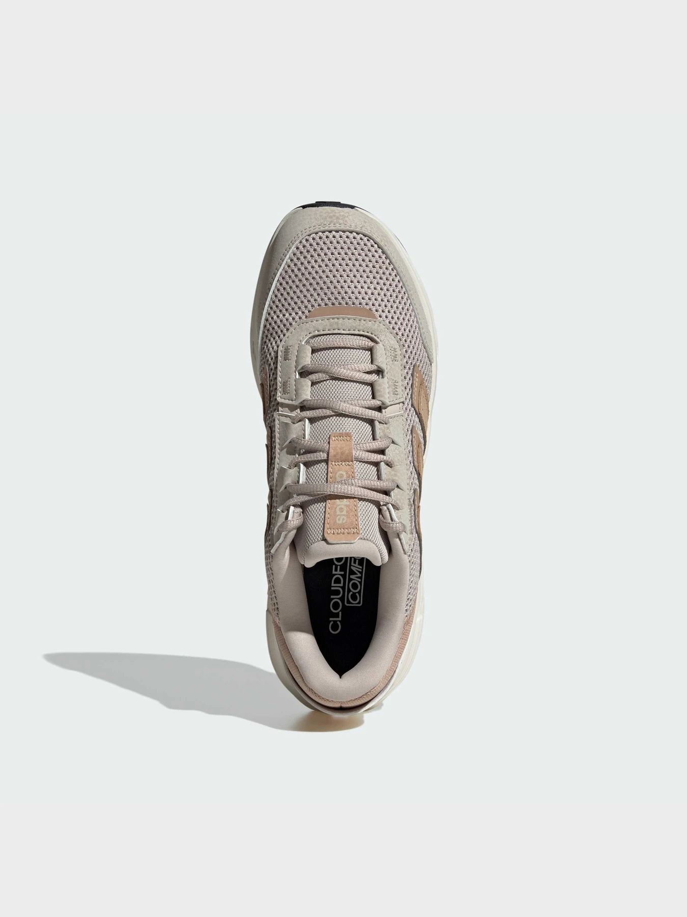 Кроссовки Adidas модель JQ6081 Кроссовки Adidas модель JQ6081 Фото