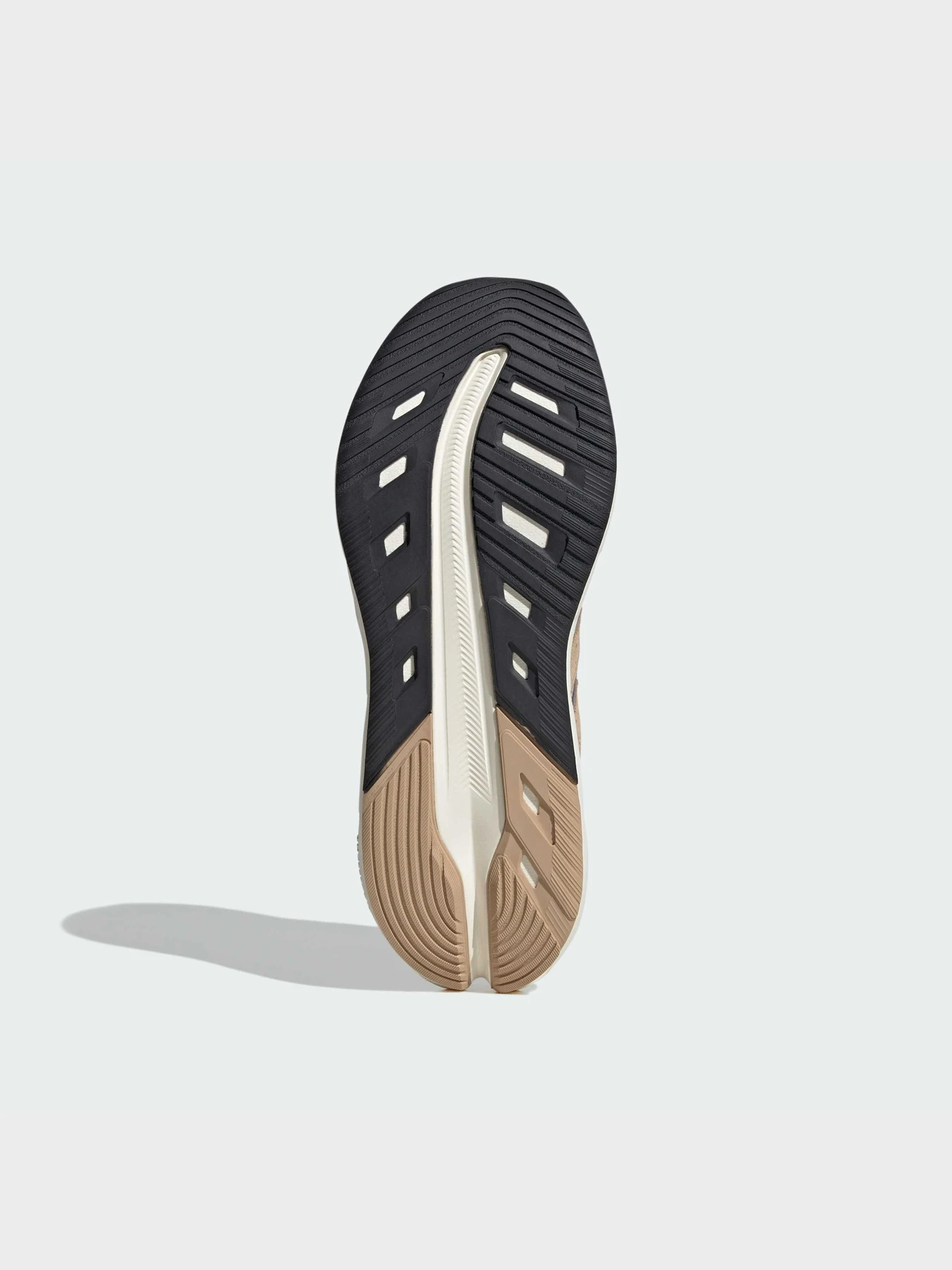 Кроссовки Adidas модель JQ6081 Кроссовки Adidas модель JQ6081 Фото