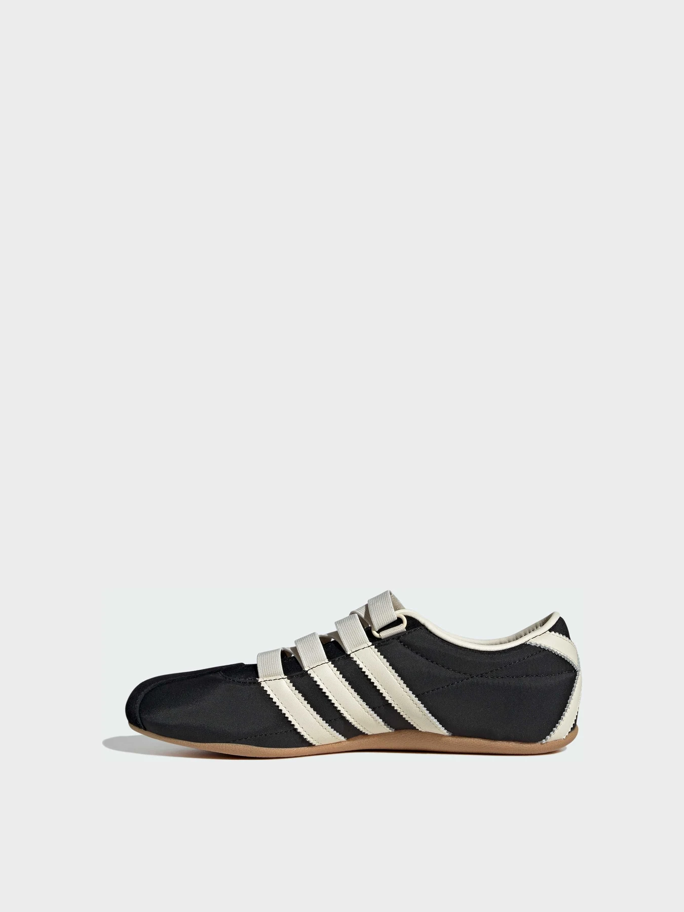 Кроссовки Adidas модель JR4790 Кроссовки Adidas модель JR4790 Фото