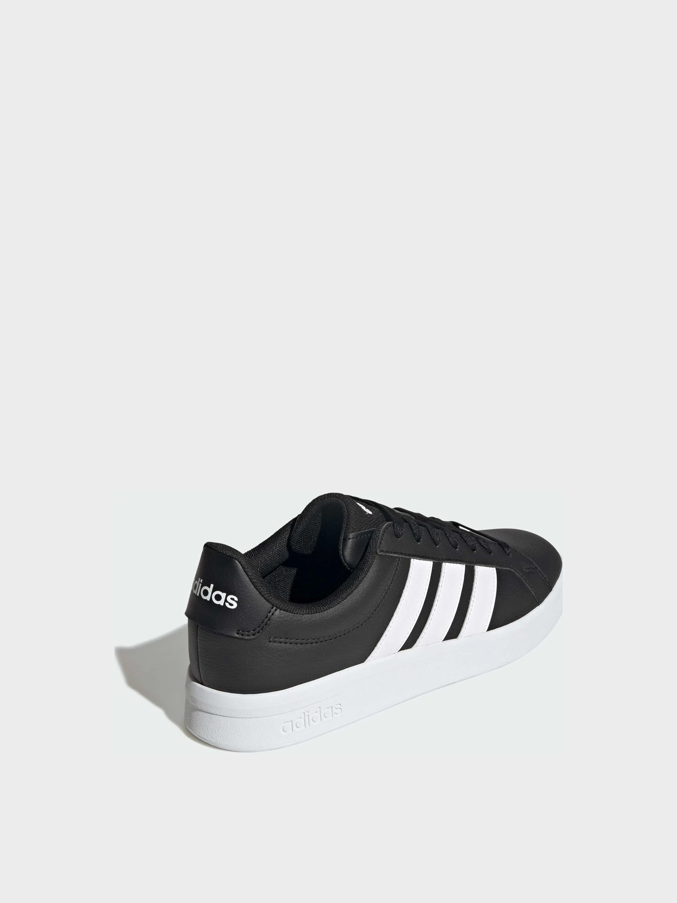 Кеды Adidas Grand Court модель HQ0082 Кеды Adidas Grand Court модель HQ0082 Фото